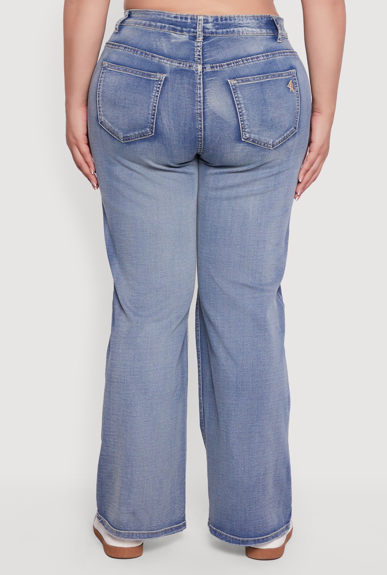 3870065306144404_006