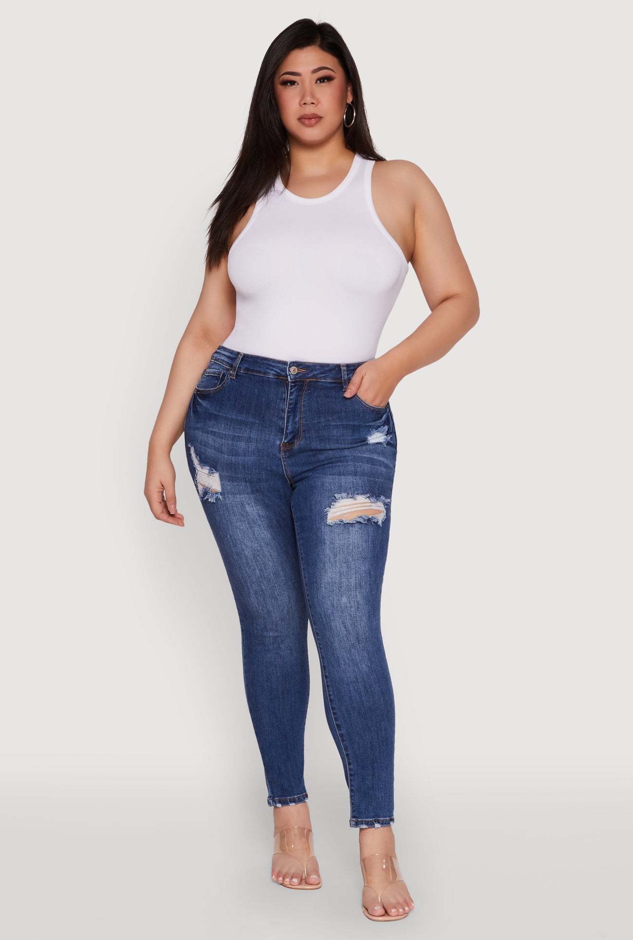 3870071610316404_001