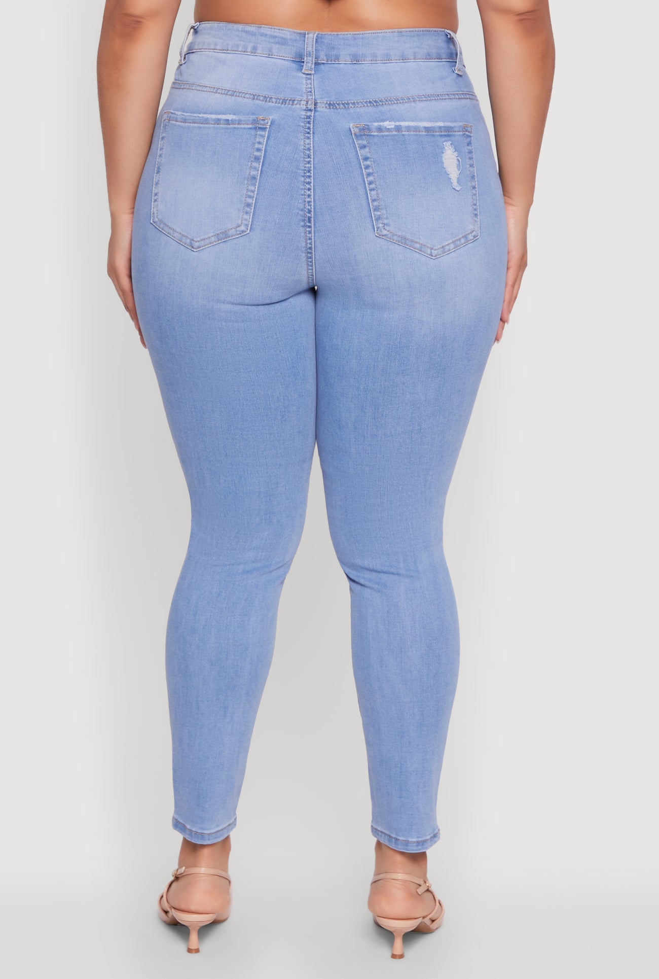 3870071610326402_006