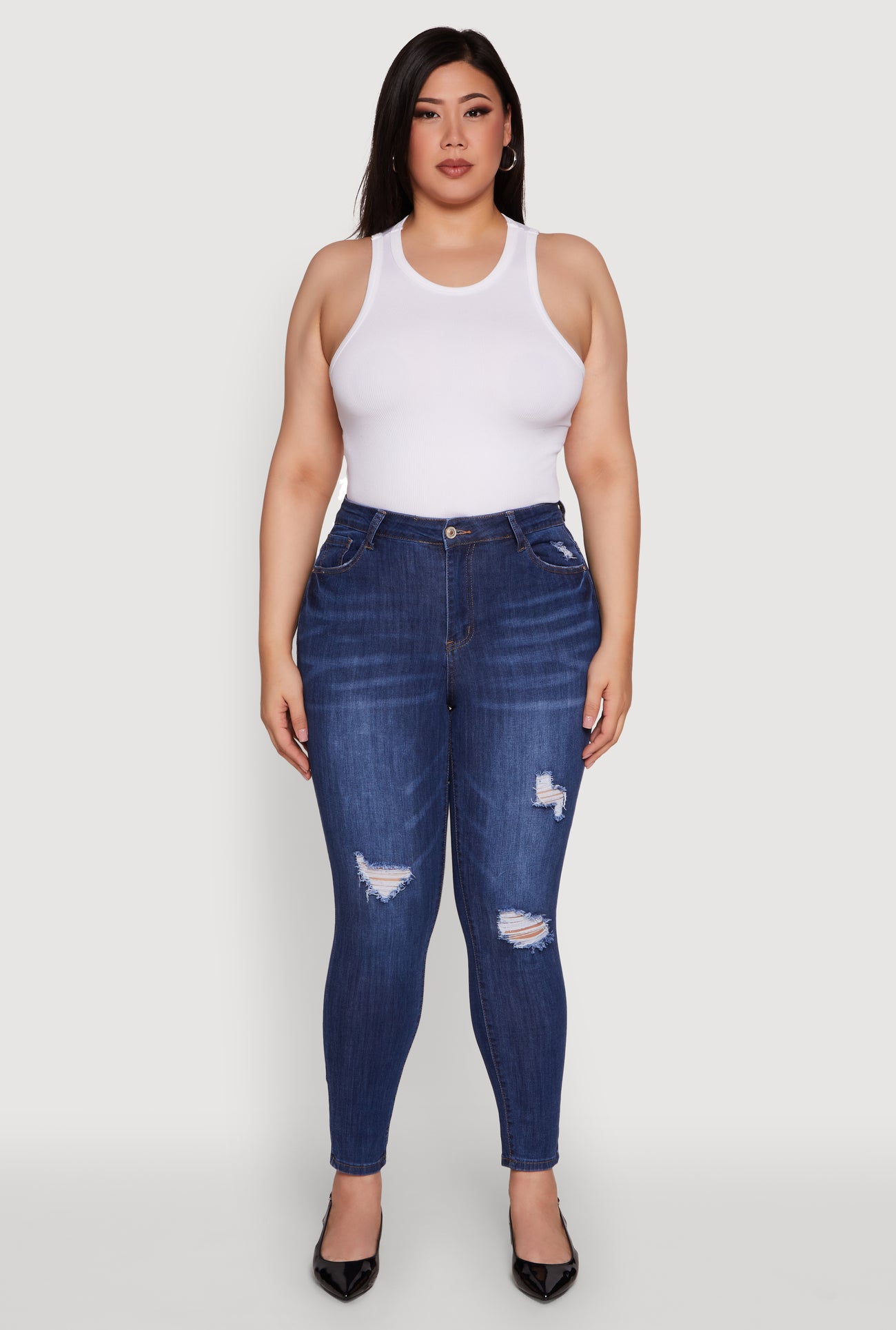 3870071610326404_002