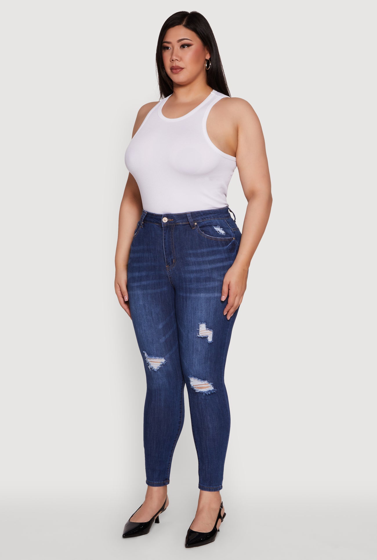 3870071610326404_003