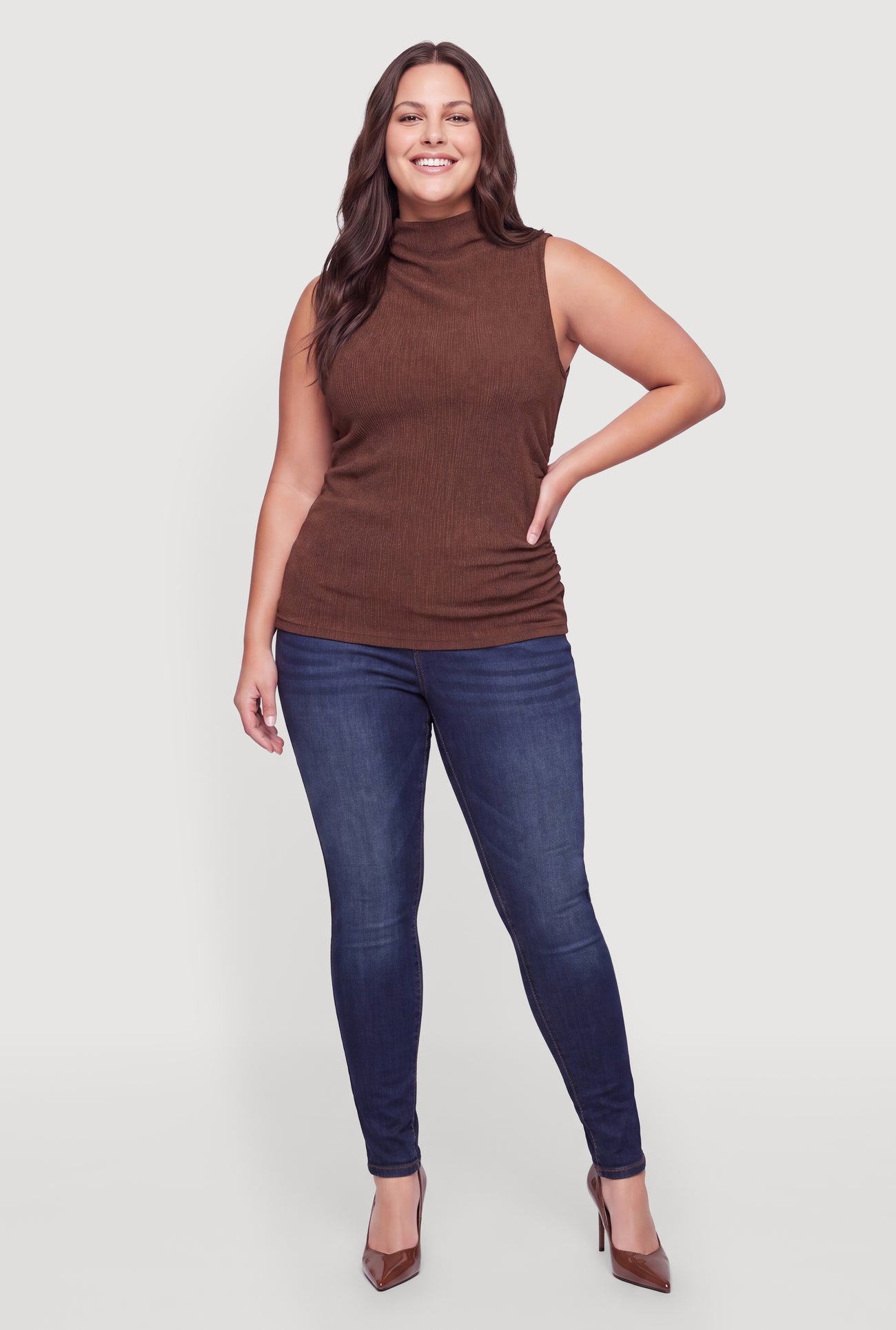 3870071610630408_001