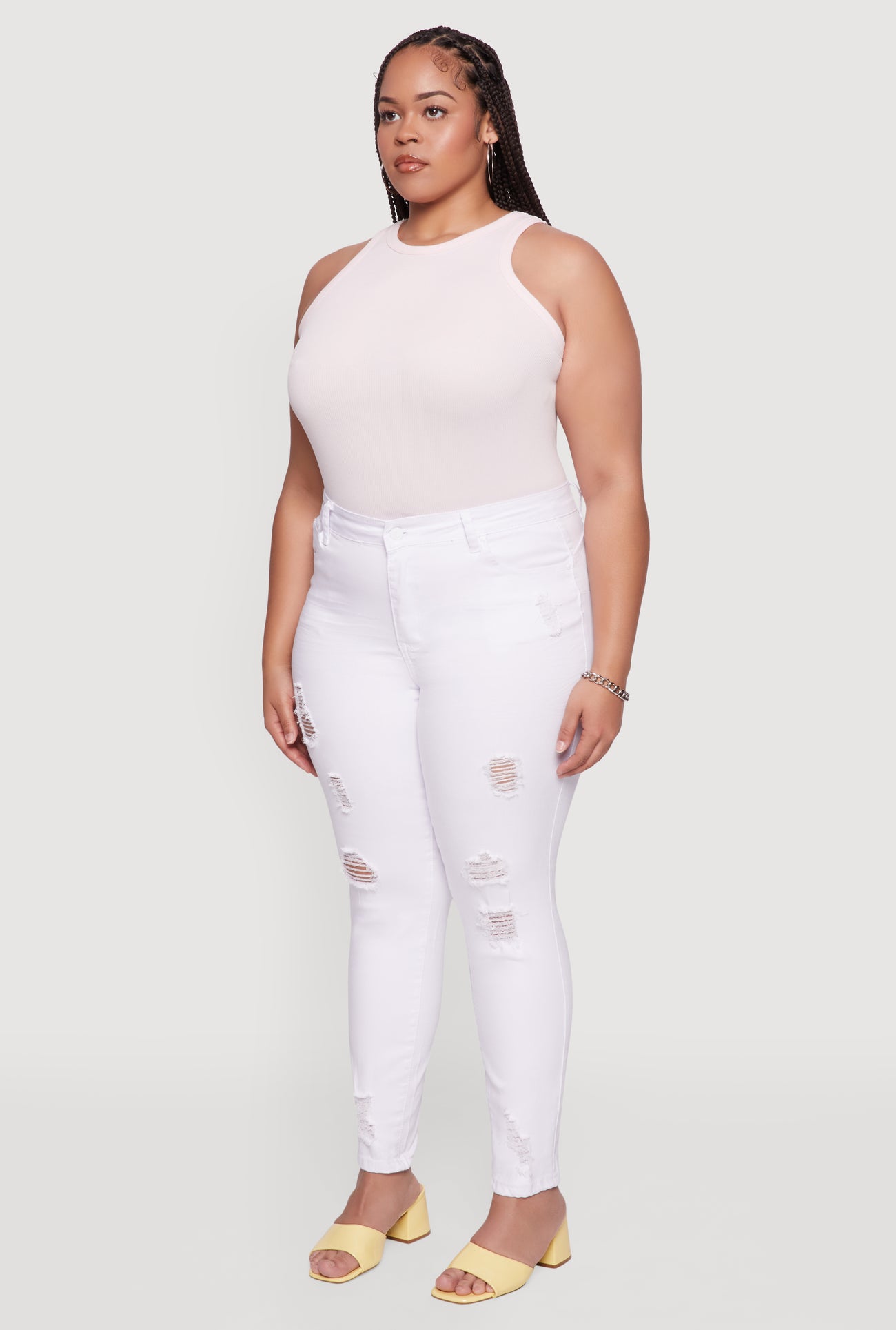 3870071611074010_003