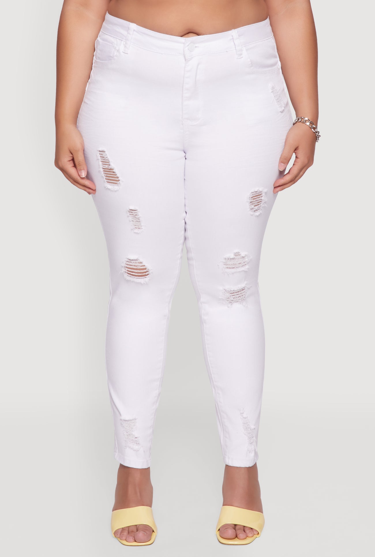 3870071611074010_005