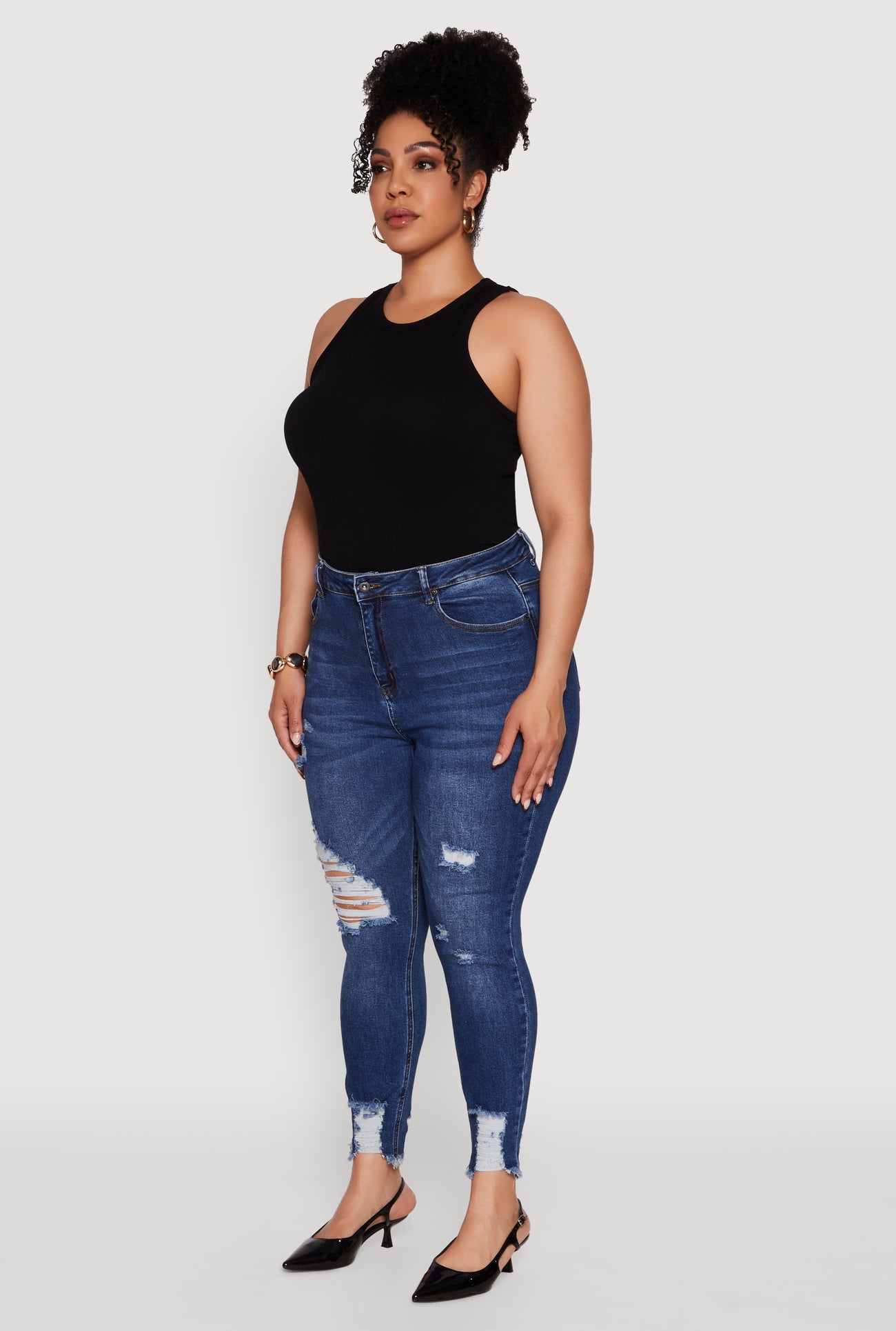 3870071611088408_003