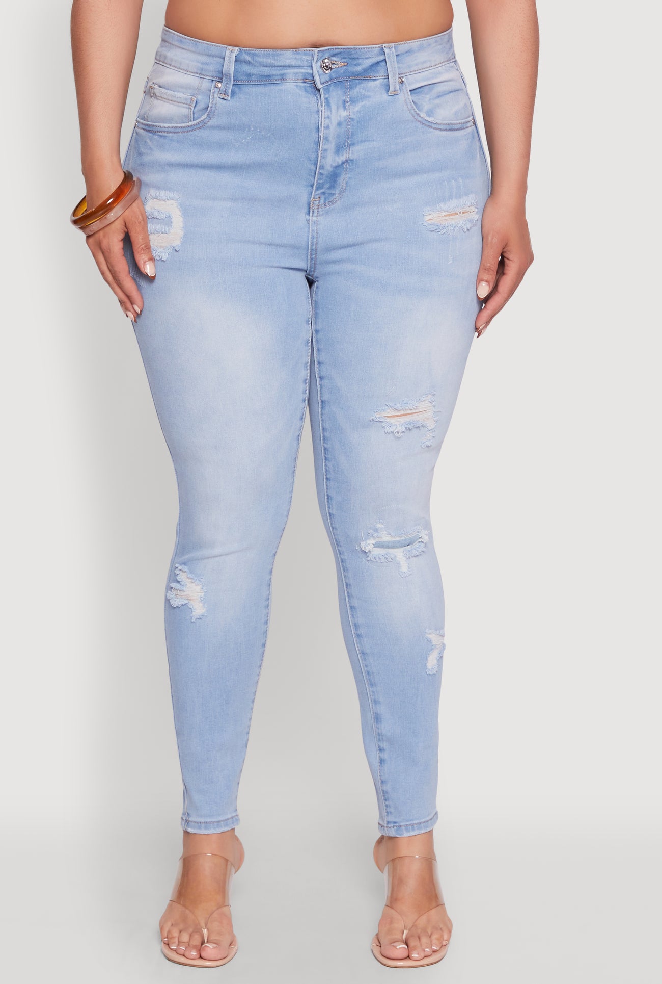 3870071611703402_005