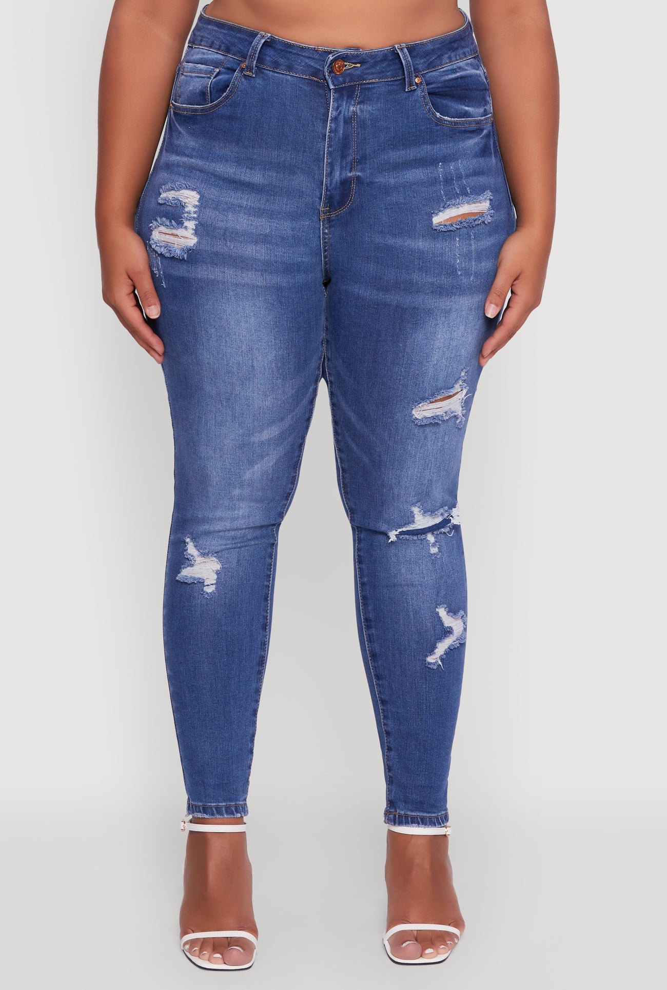 3870071611703404_005