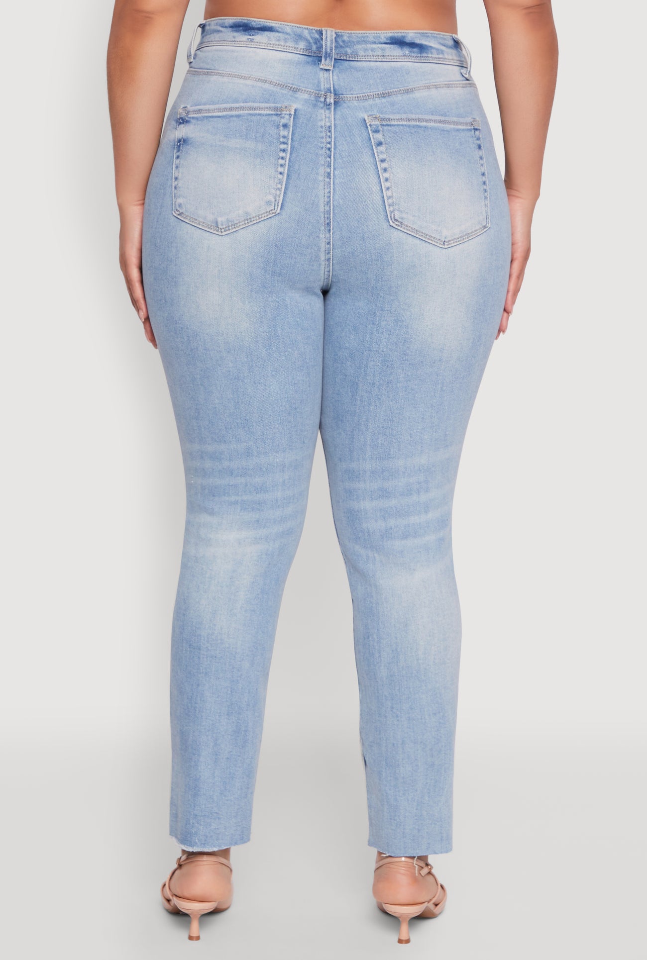 3870071611850402_006