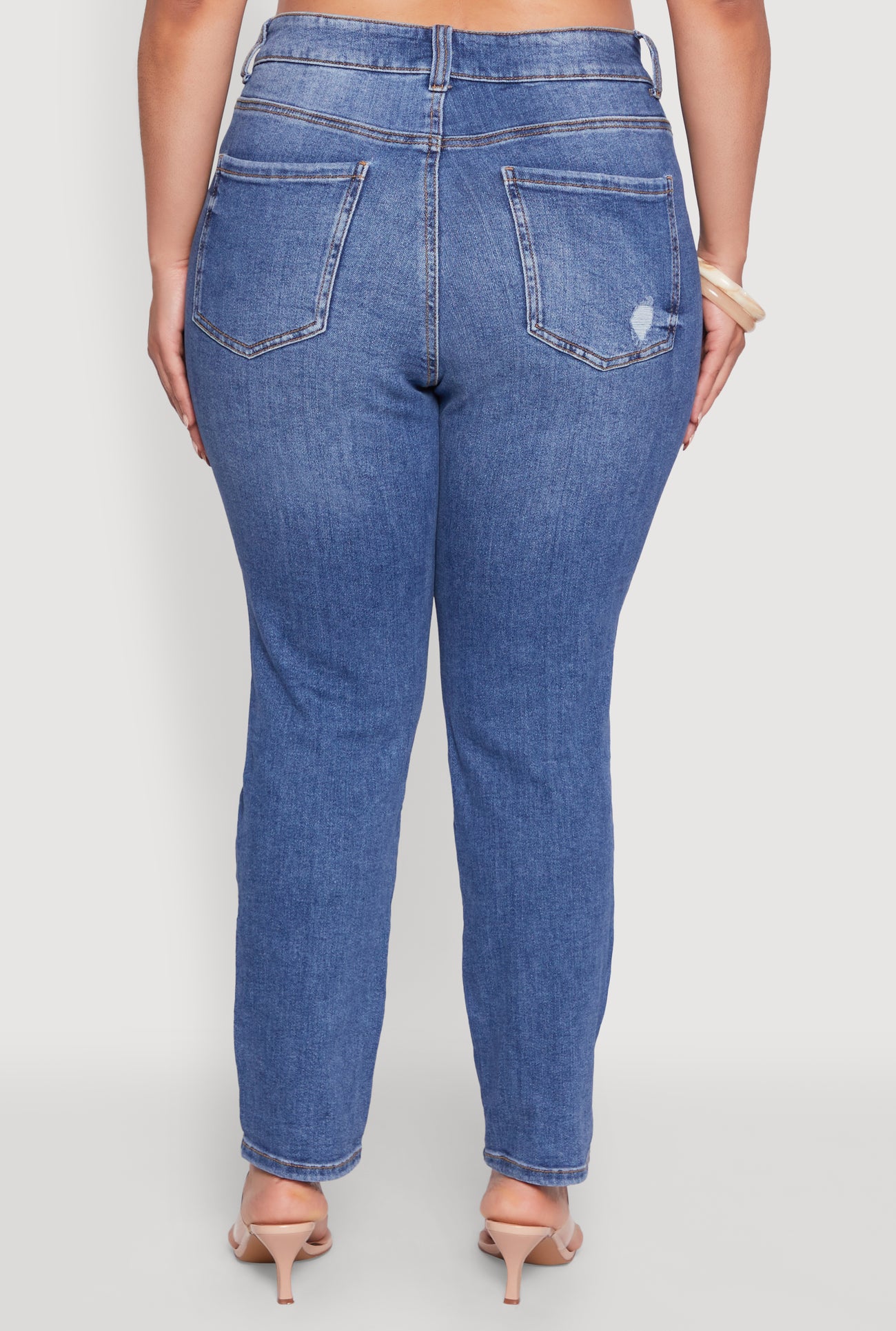 3870071612520404_006