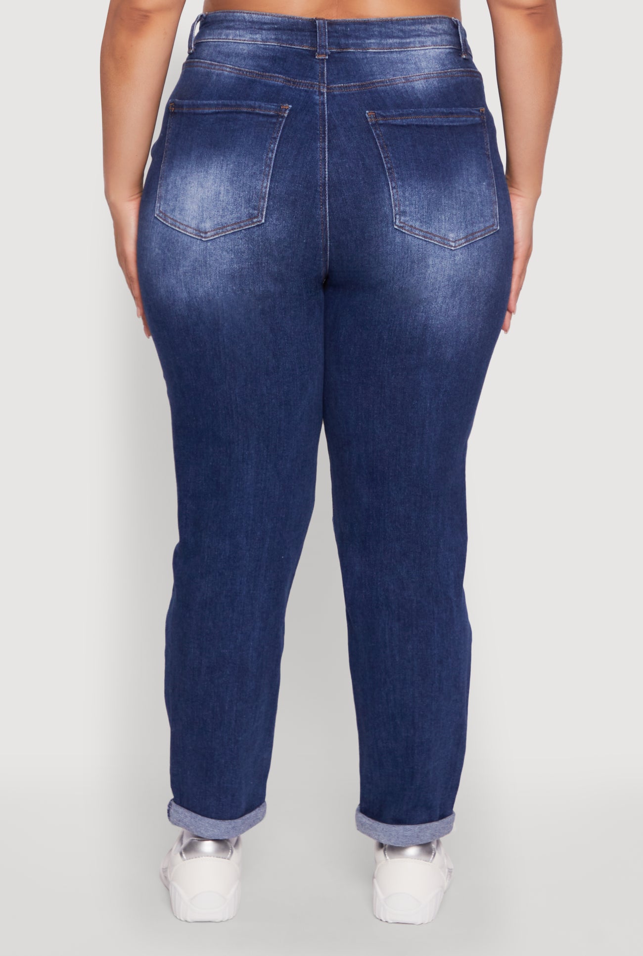 3870071612561408_006