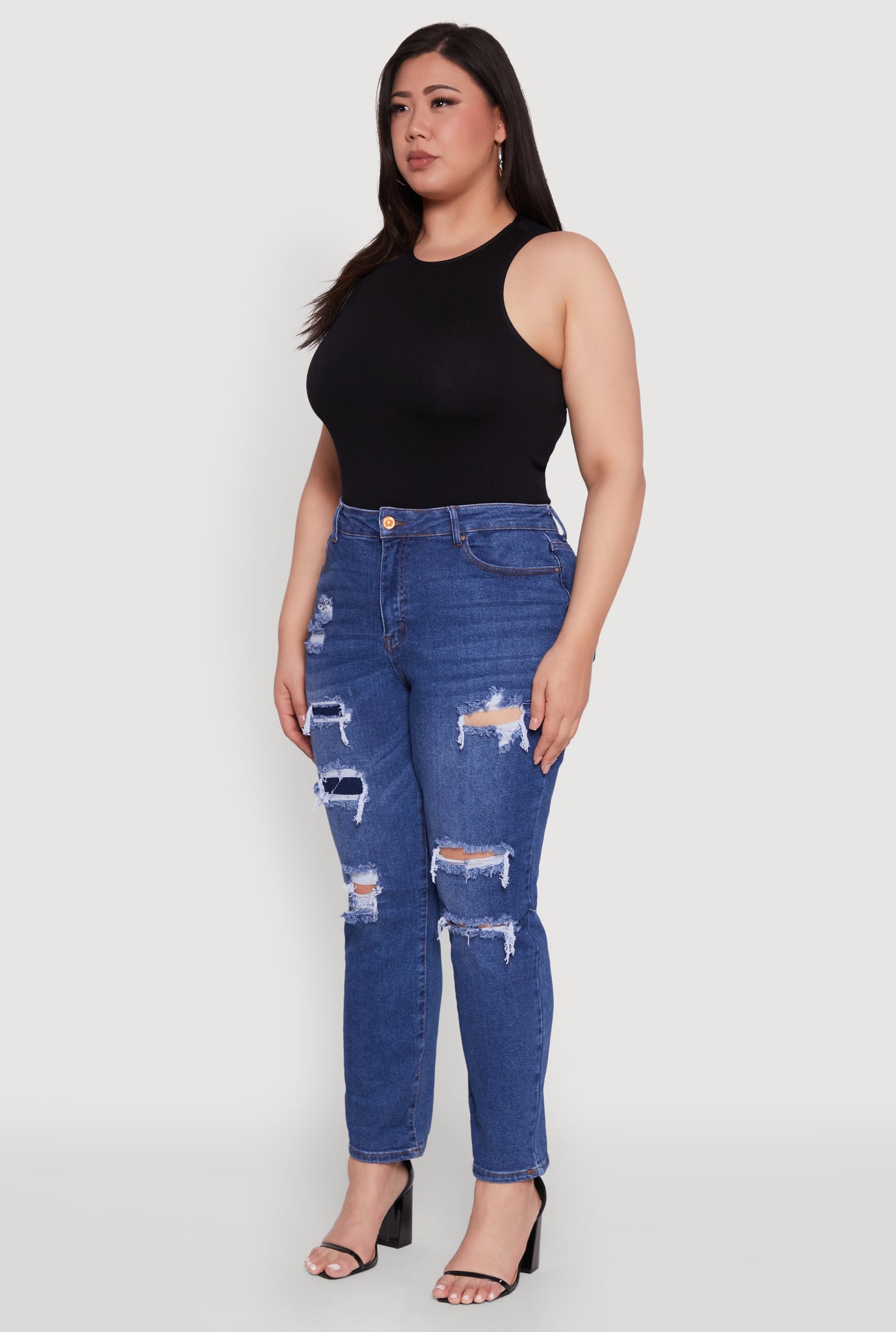 3870071612570408_003