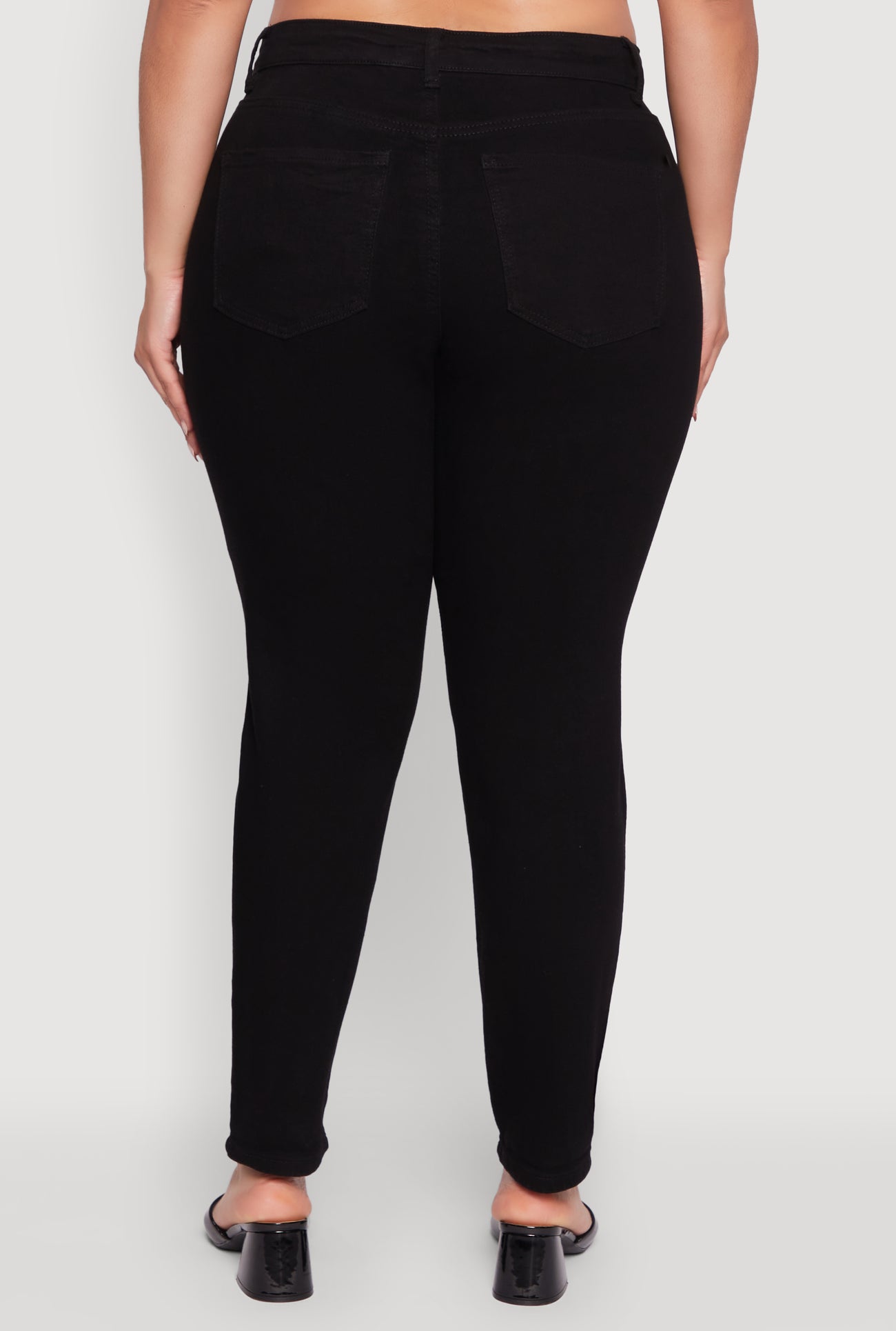 3870071612581001_006