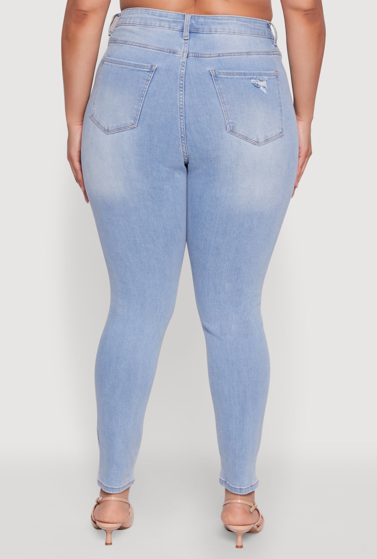 3870071612920402_006