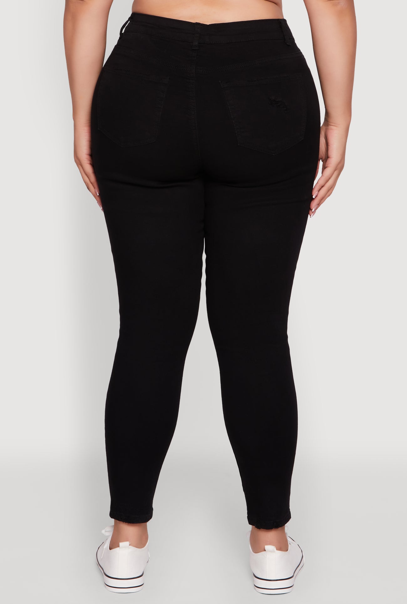 3870071613320001_006