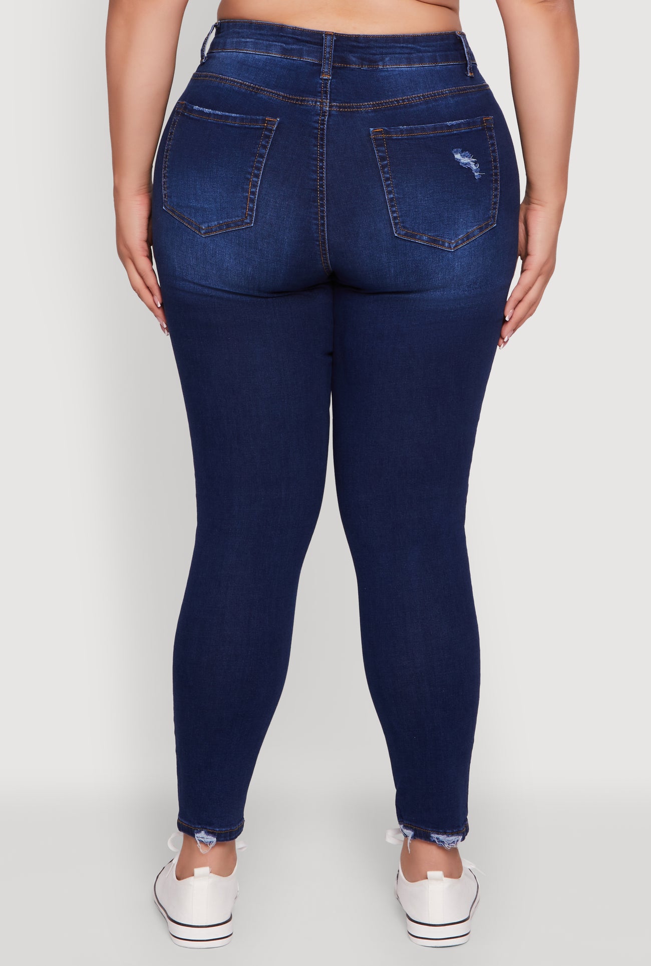 3870071613320408_006