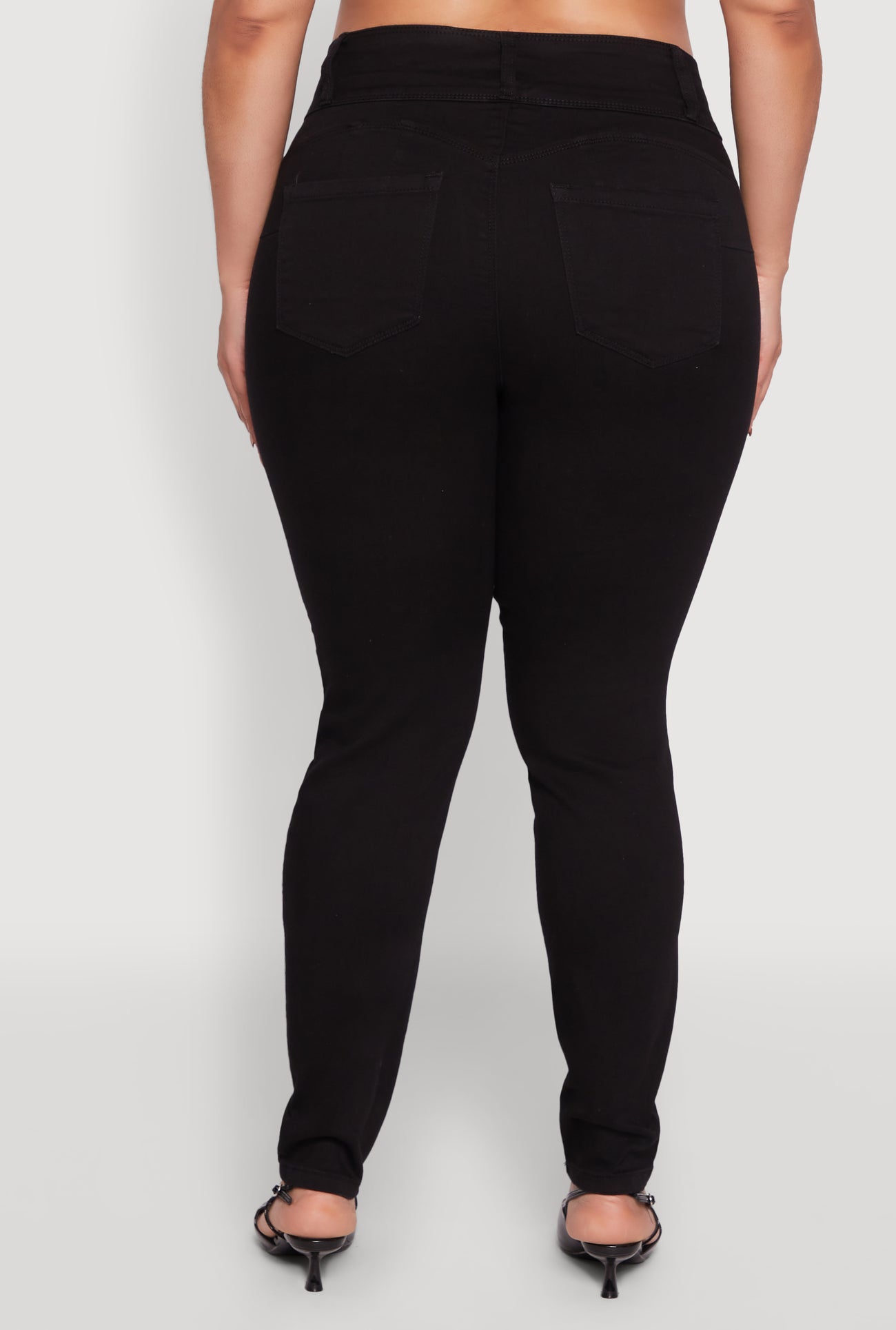 3870071614400001_006