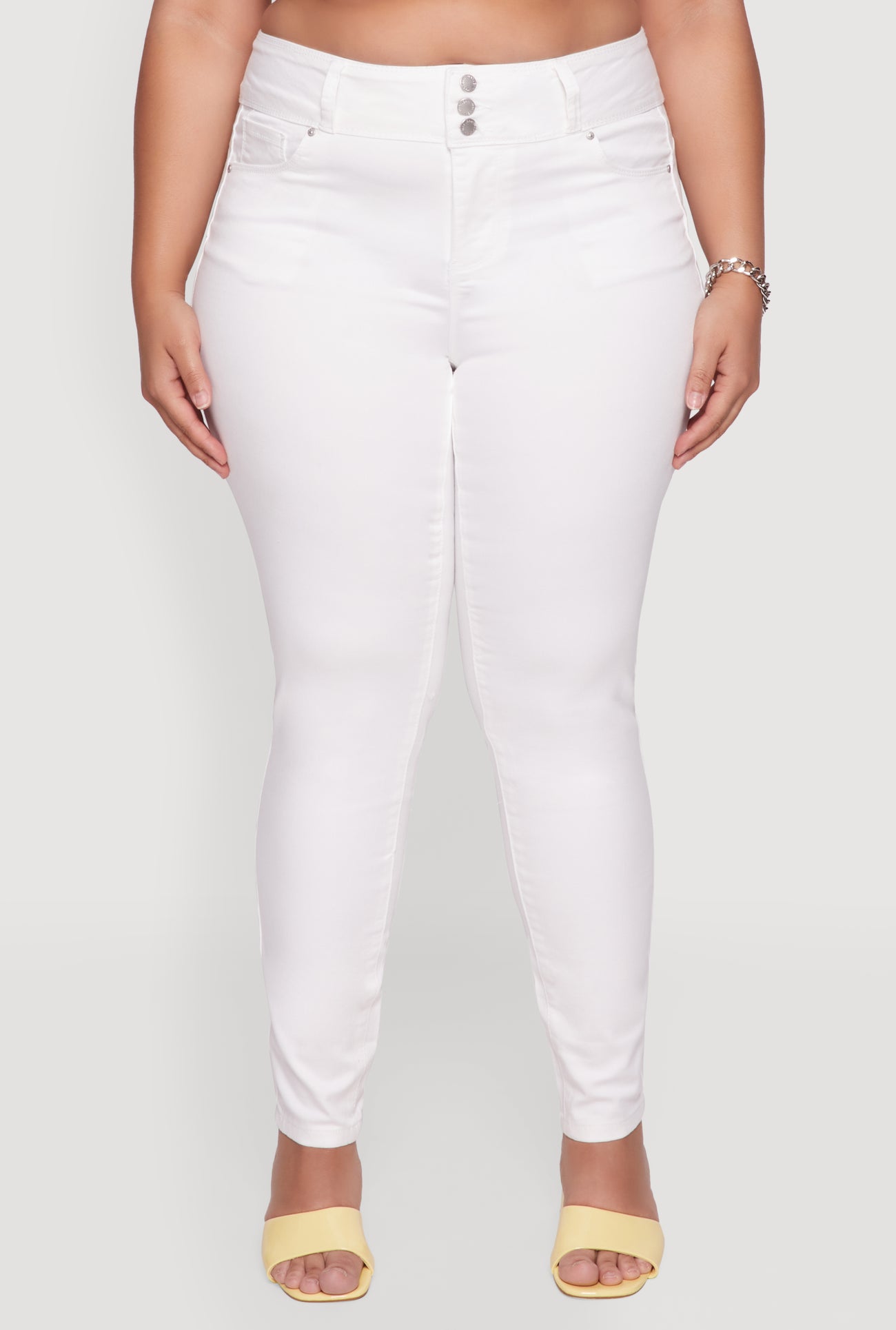 3870071614400010_005