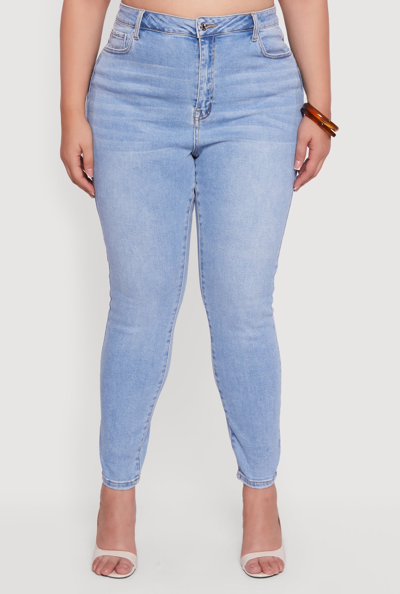 3870071619028402_005