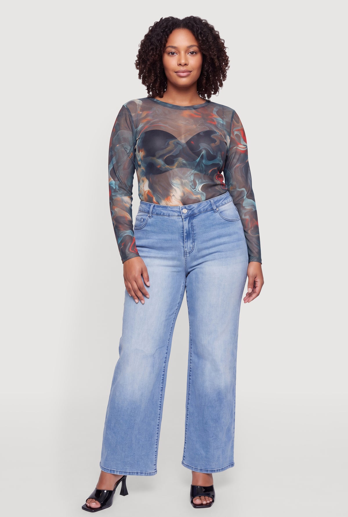 3870071619043404_002