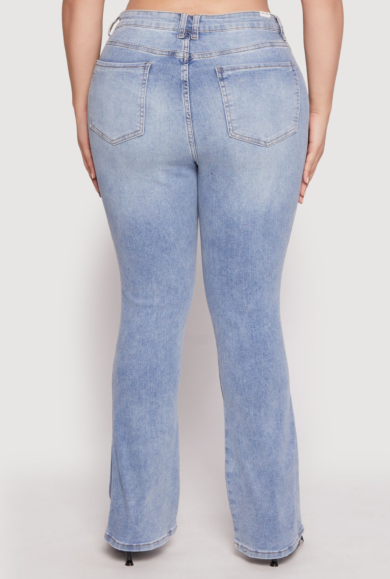 3870077131454402_003