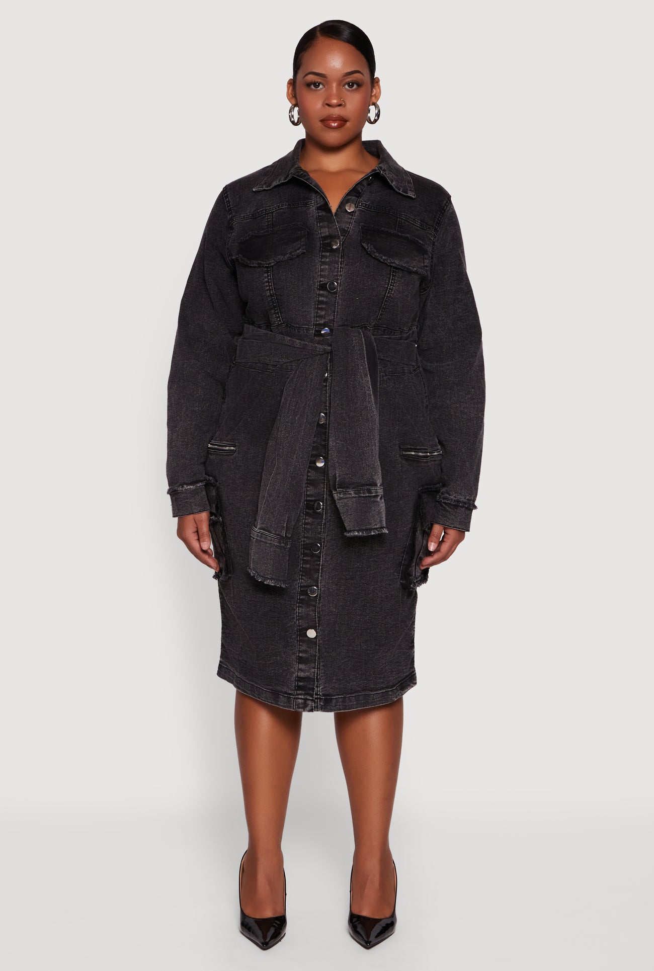 3876056573185001_002