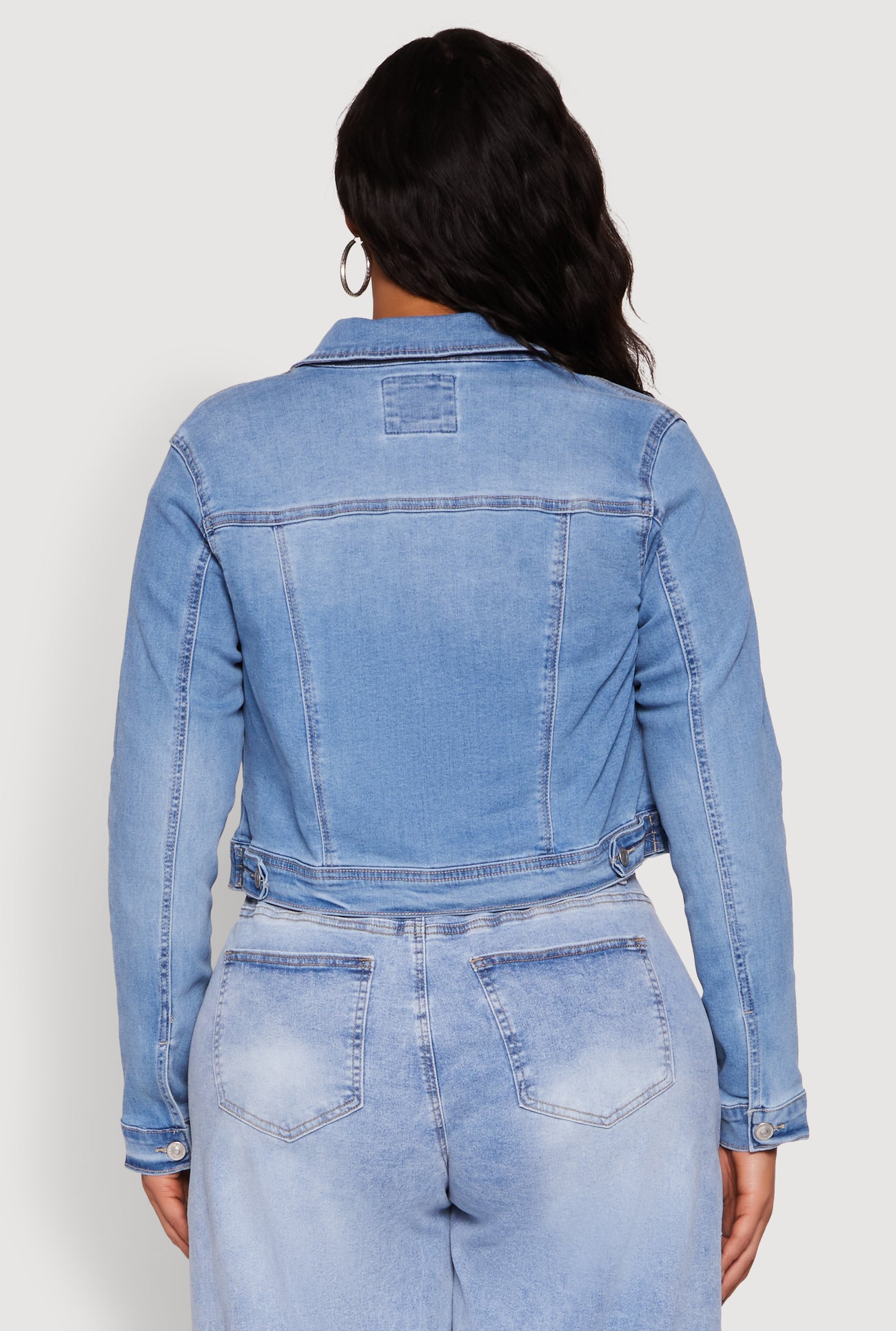 3876071612429402_006