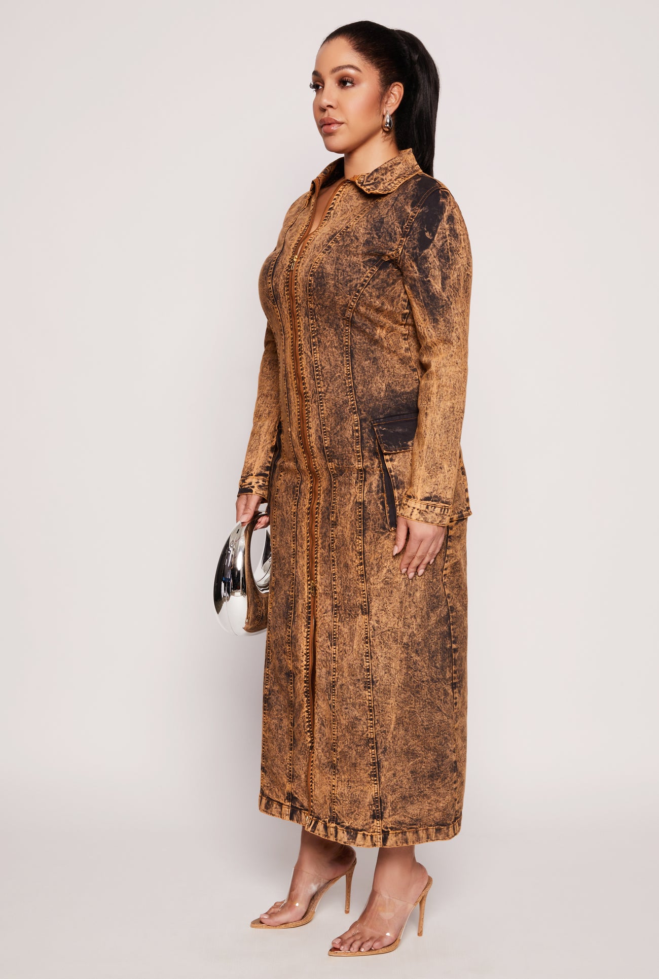 3877063402504020_002