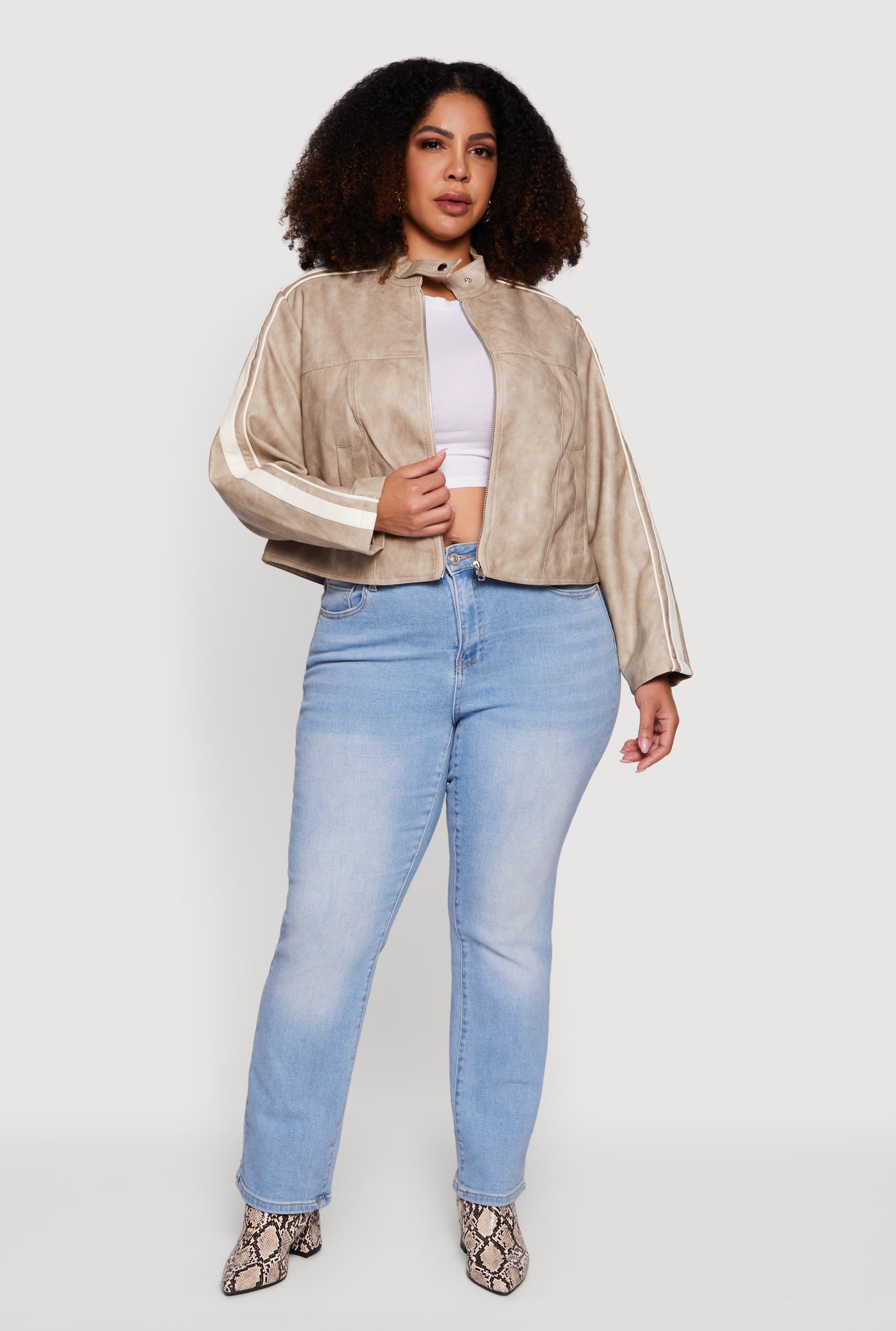 3887077660243325_001