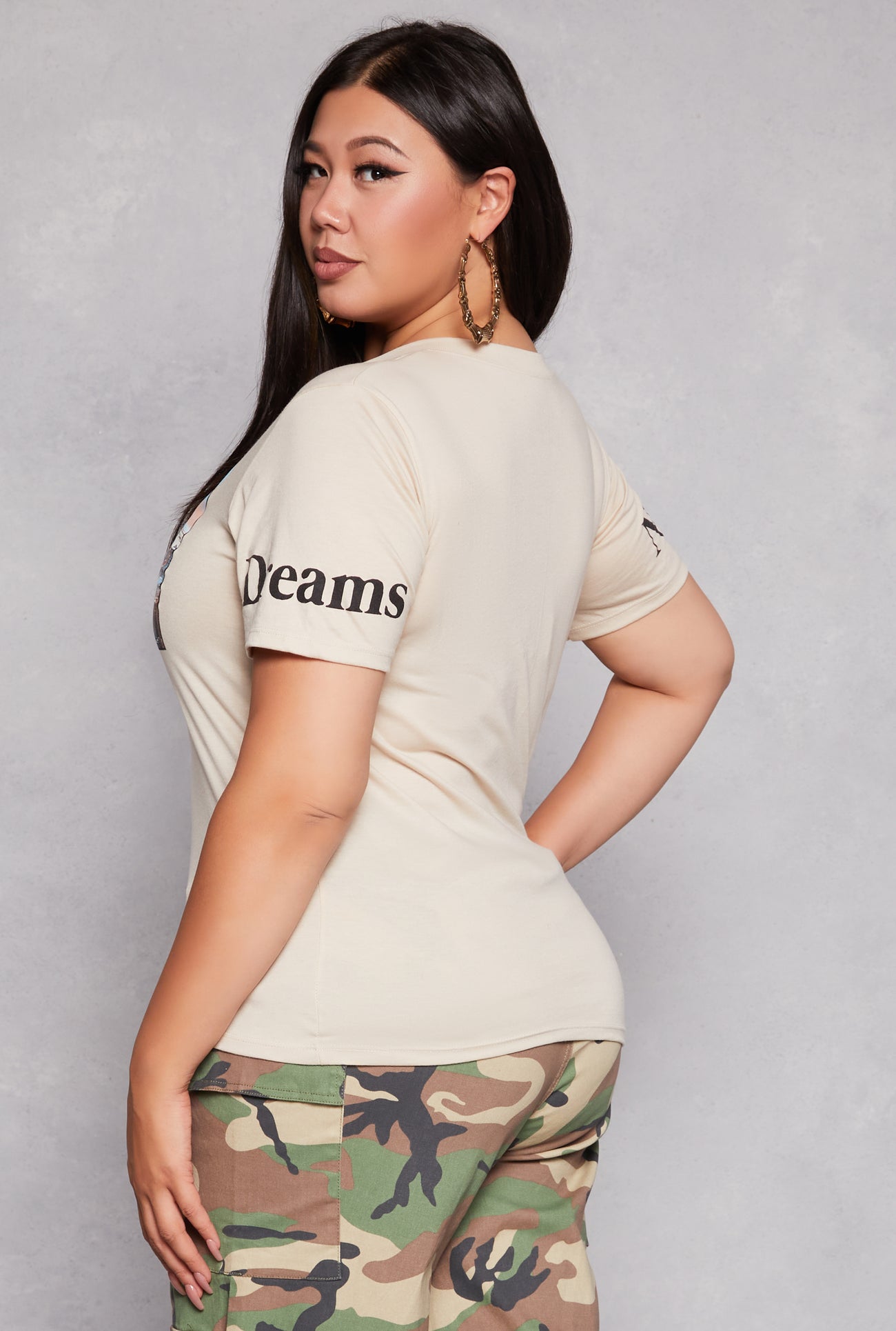 3912072561092325_003