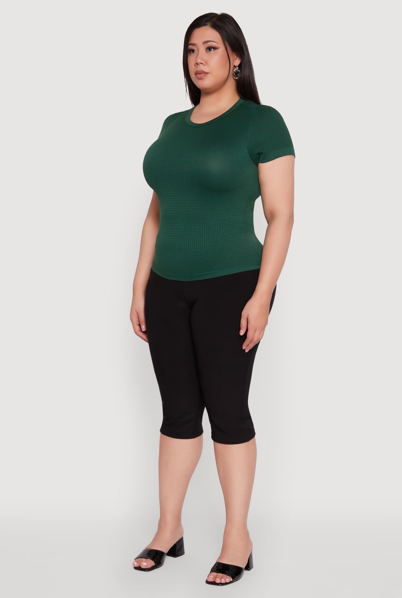 3915001443353031_005