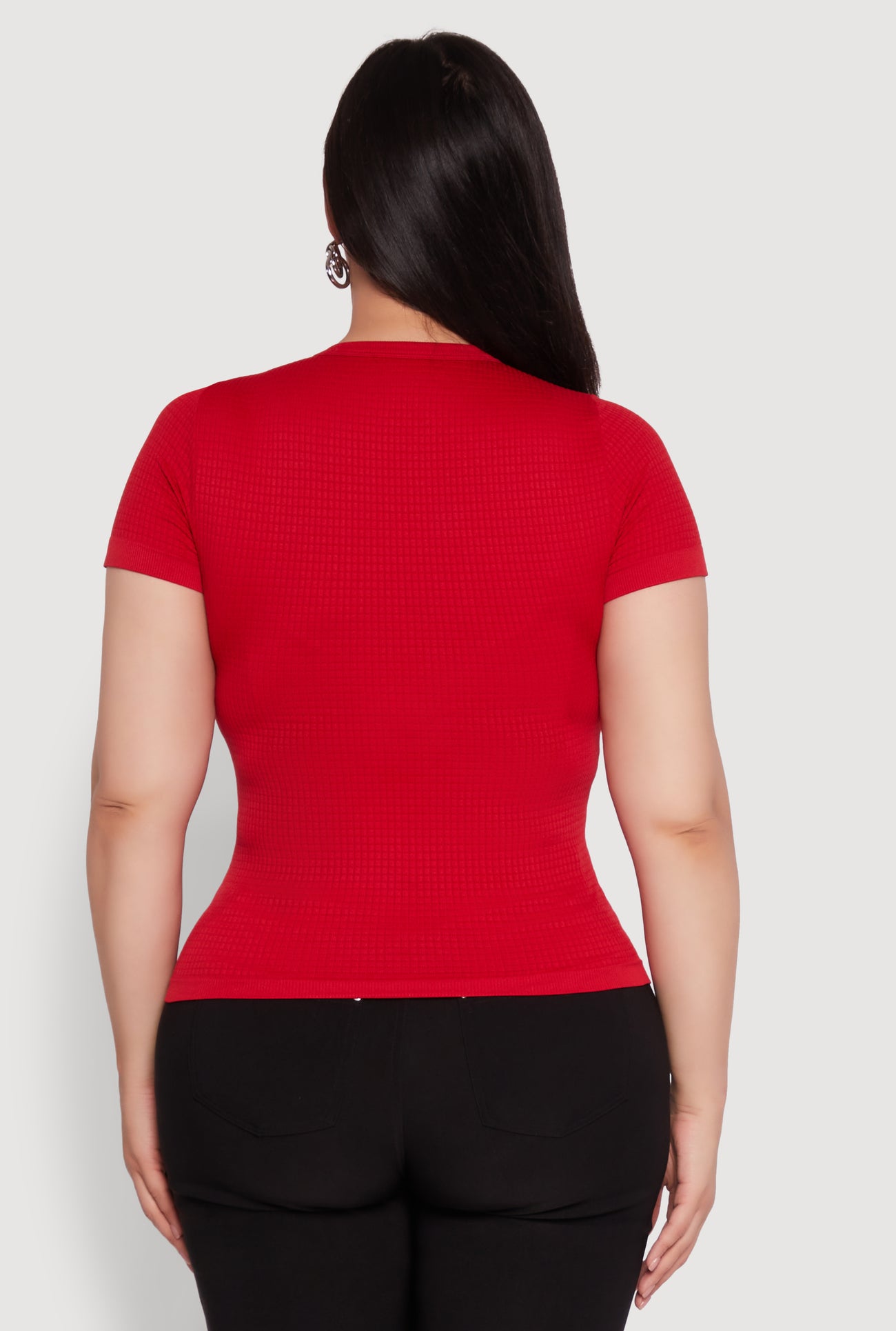 3915001443353060_006