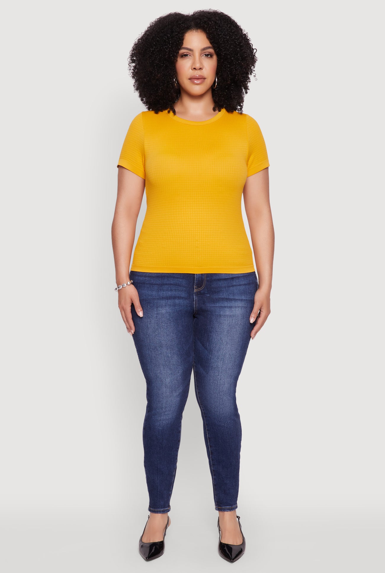 3915001443353072_003