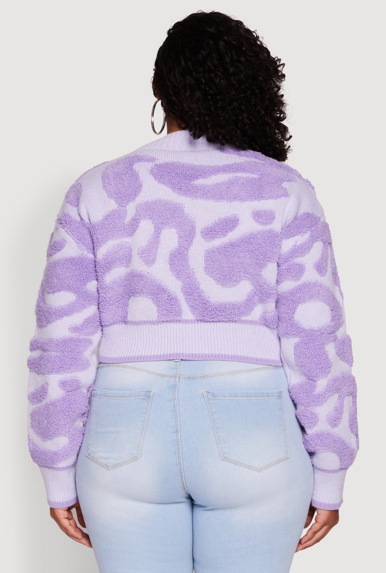 3926064721000051_006