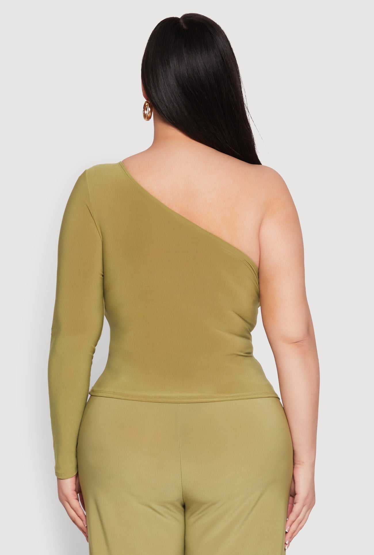 3927054211002032_006