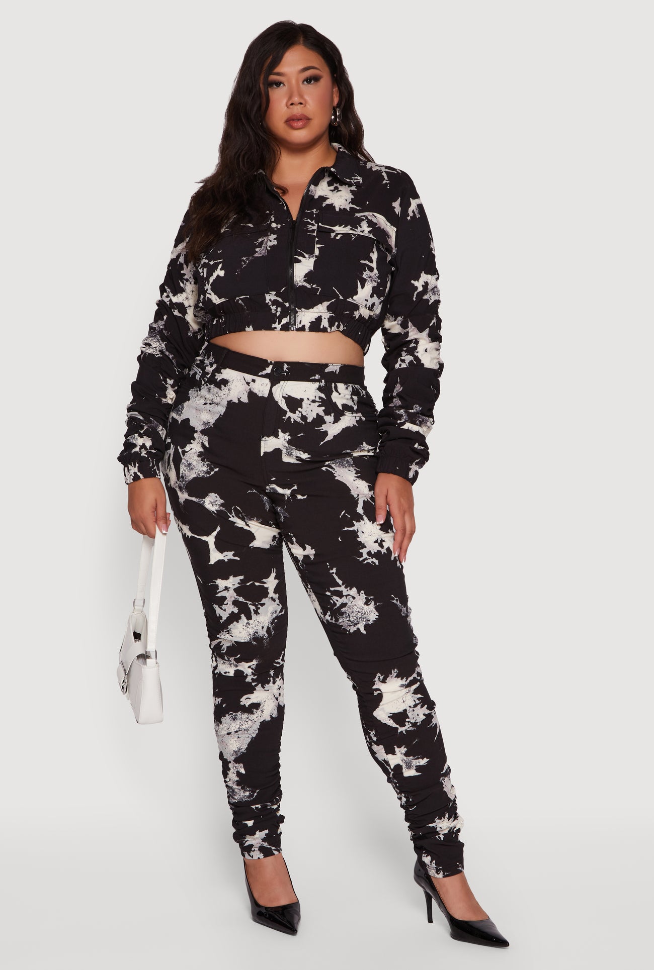 3927056575673001_001