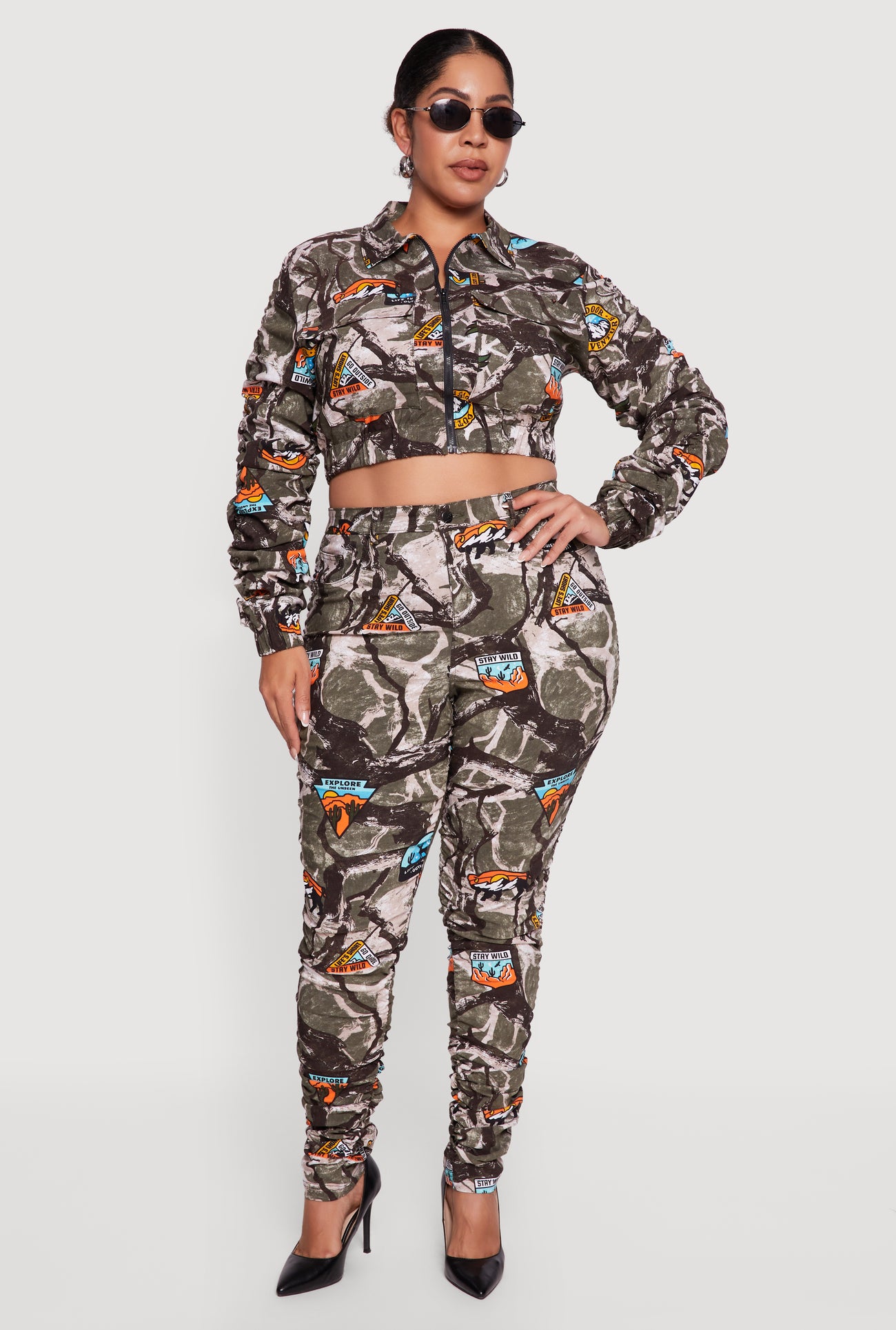 3927056575673030_001