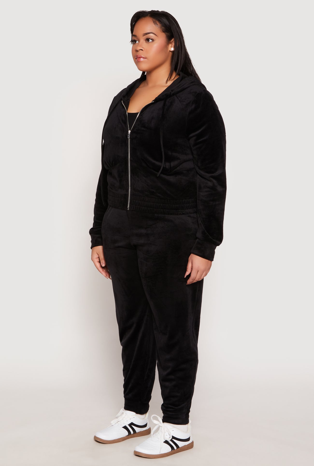 3927069393667001_003