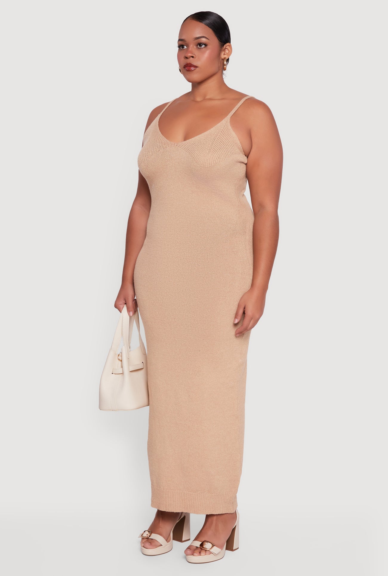 3927077136667024_003