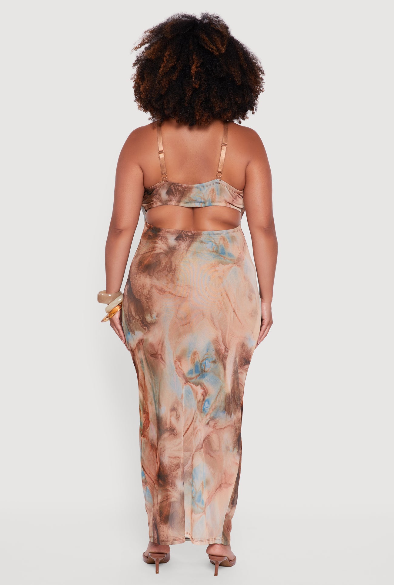 3930077138380325_005