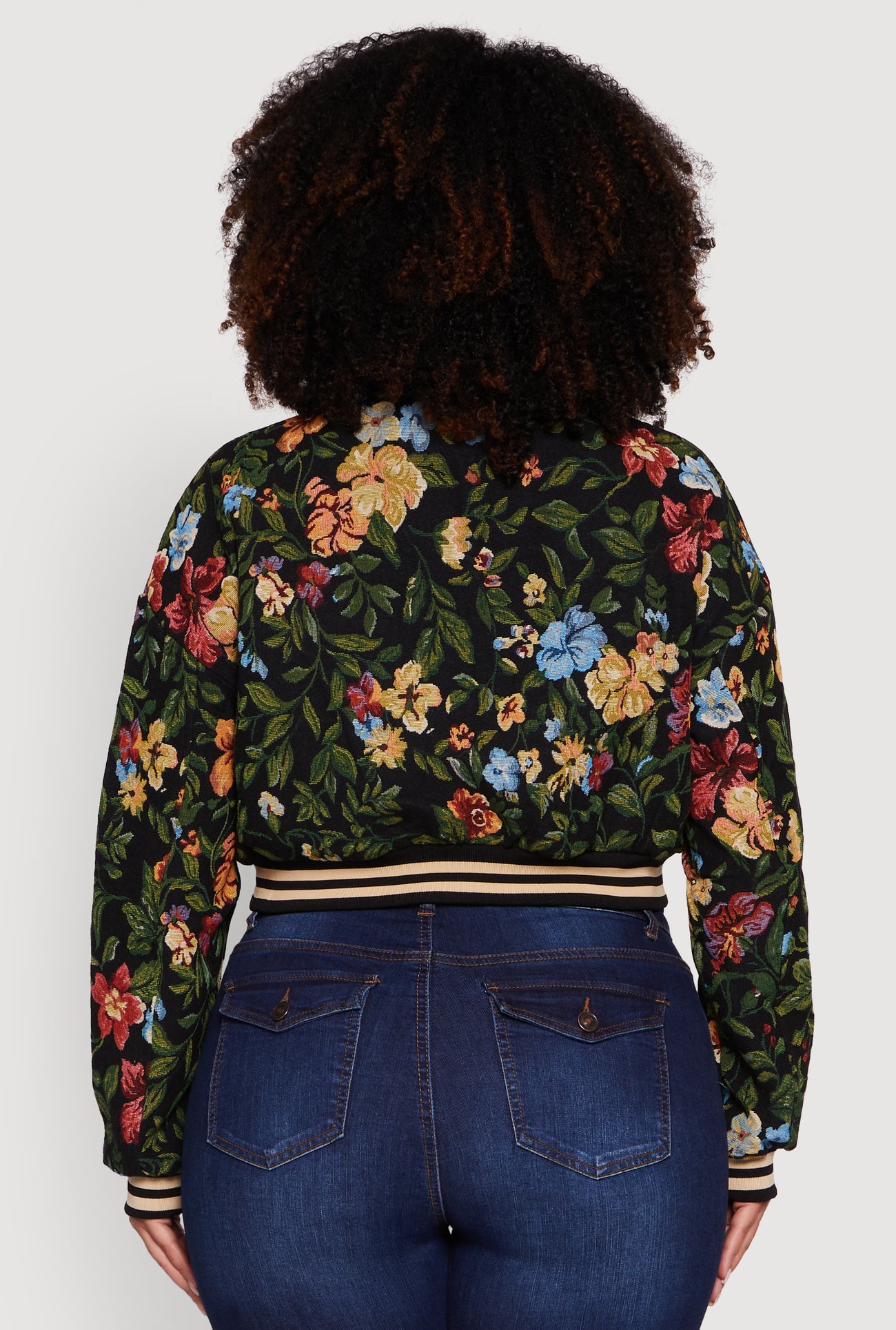 3932064722504001_006