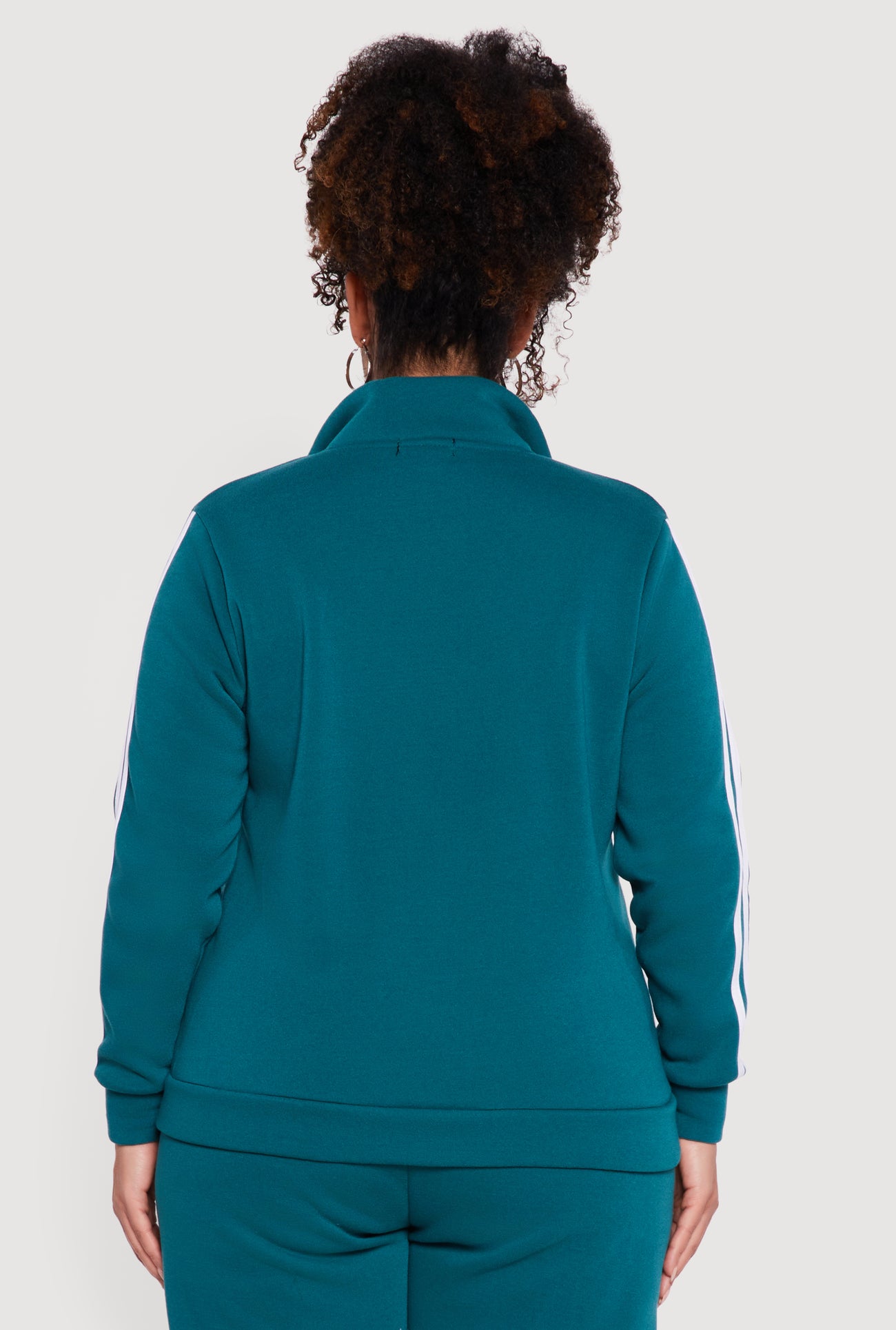 3951038345370031_006