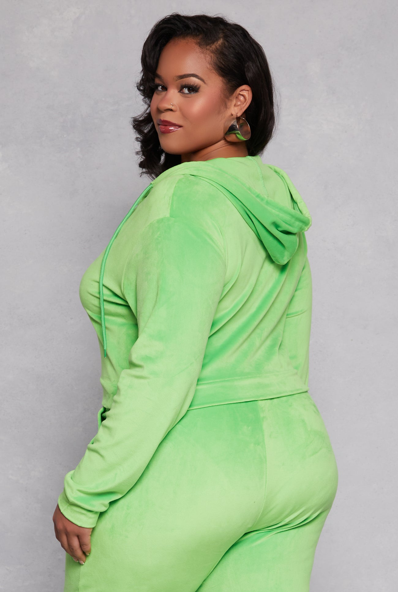 3951056722042030_003