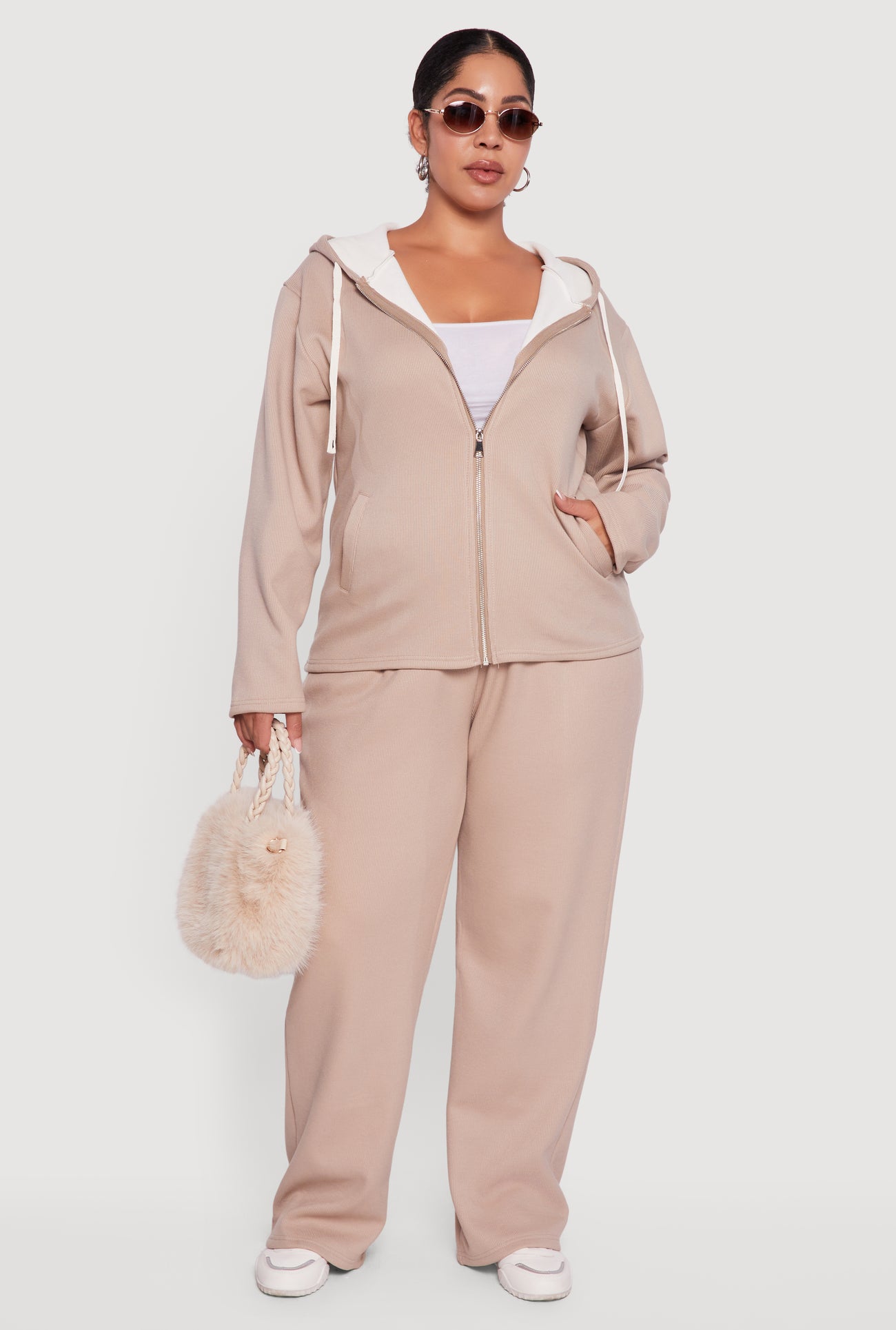 3951056726007325_002