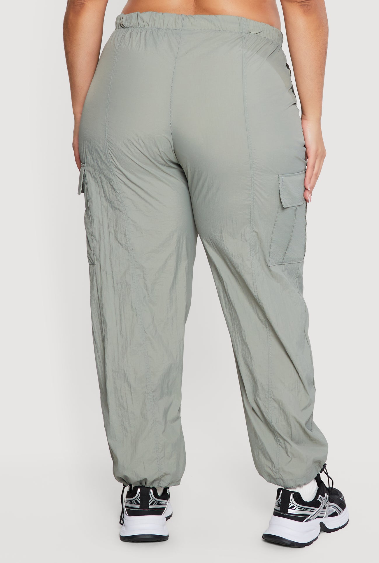 3961038348655030_005