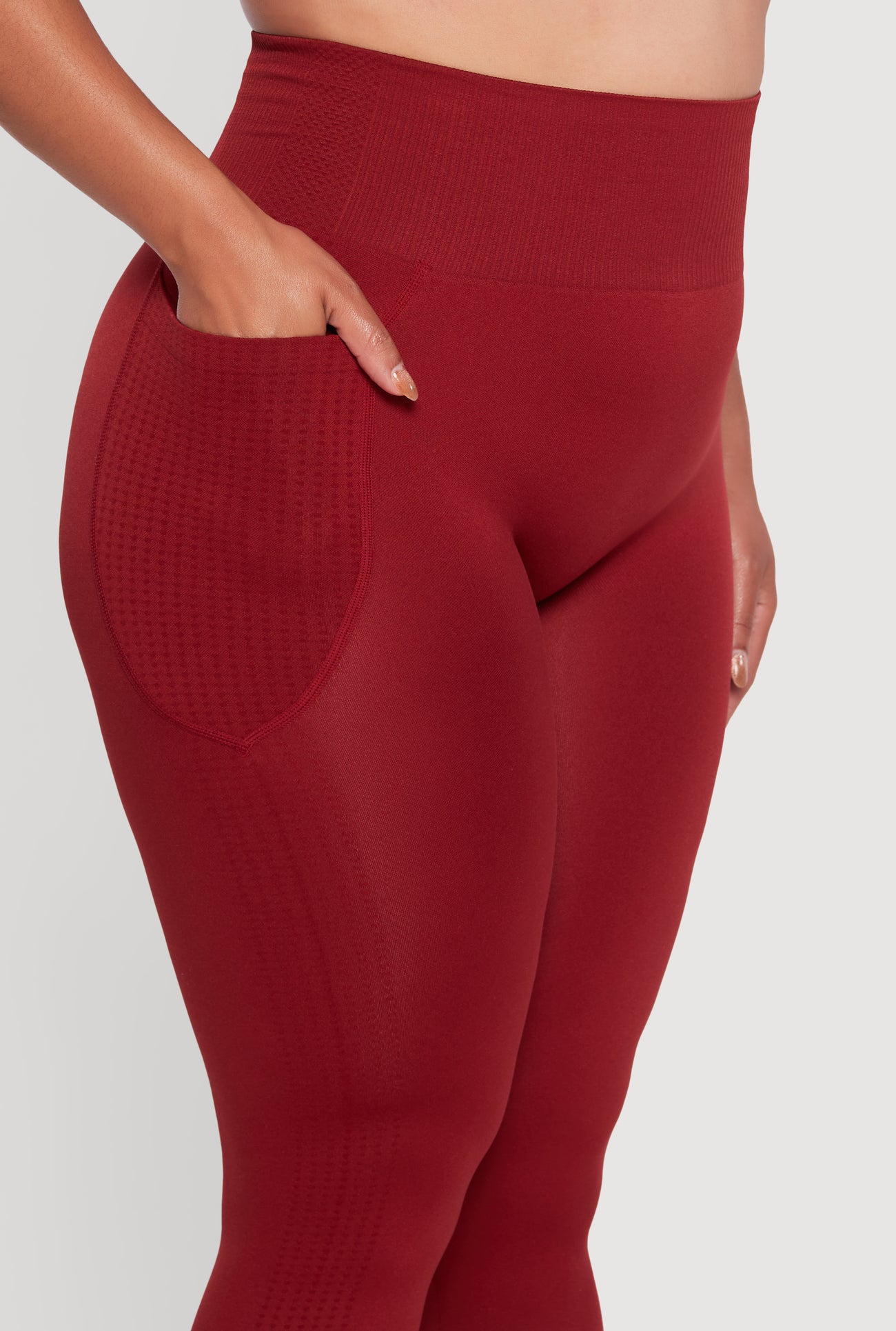 3969001441901060_007