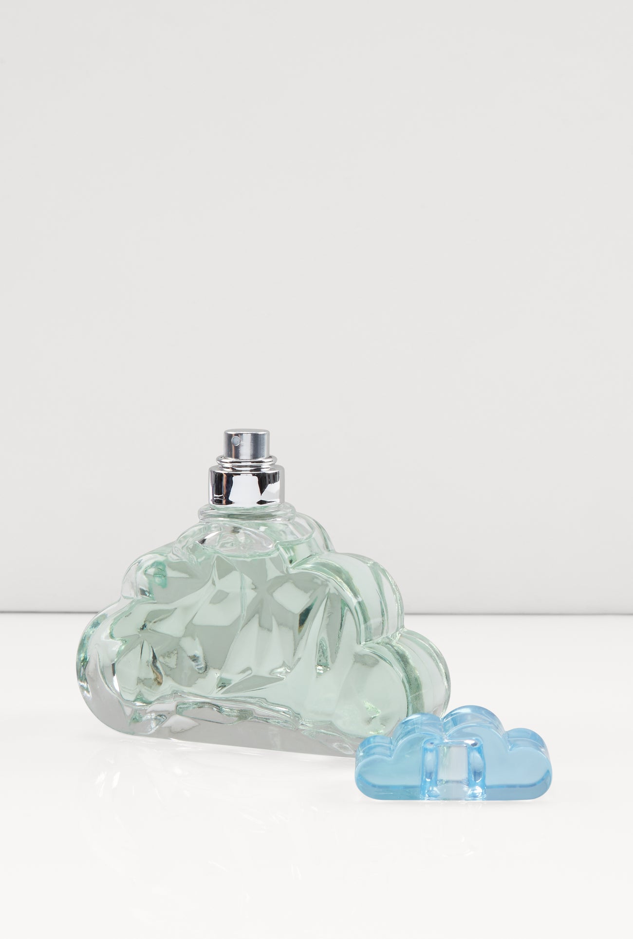 5181077578835100_002