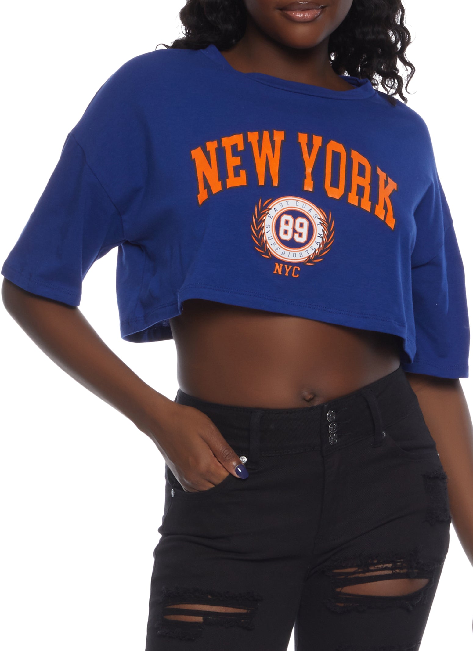 Women's New York Knicks Graphic Sunday Crew, Women's Tops
