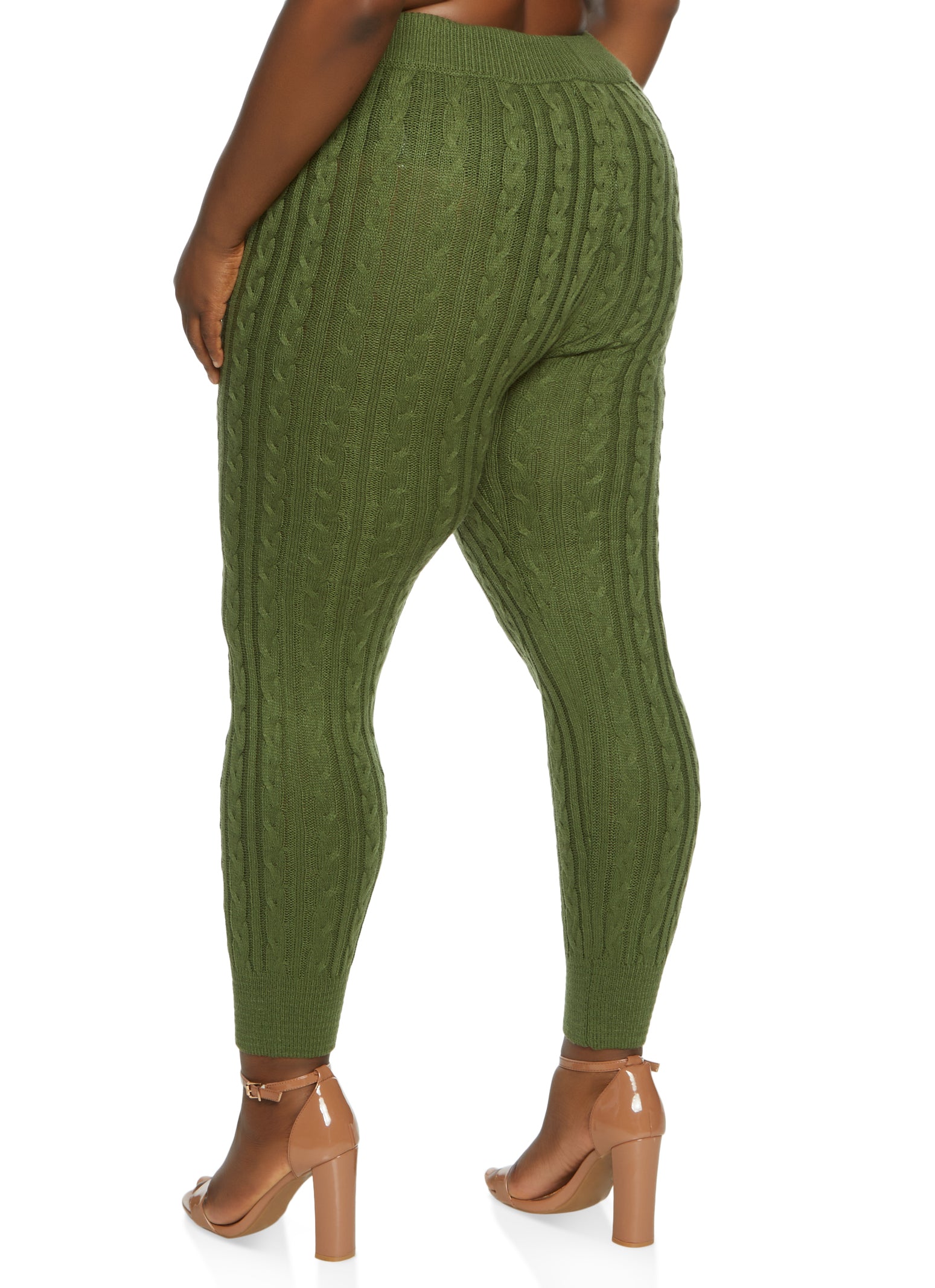 Plus Size Cable Knit Leggings