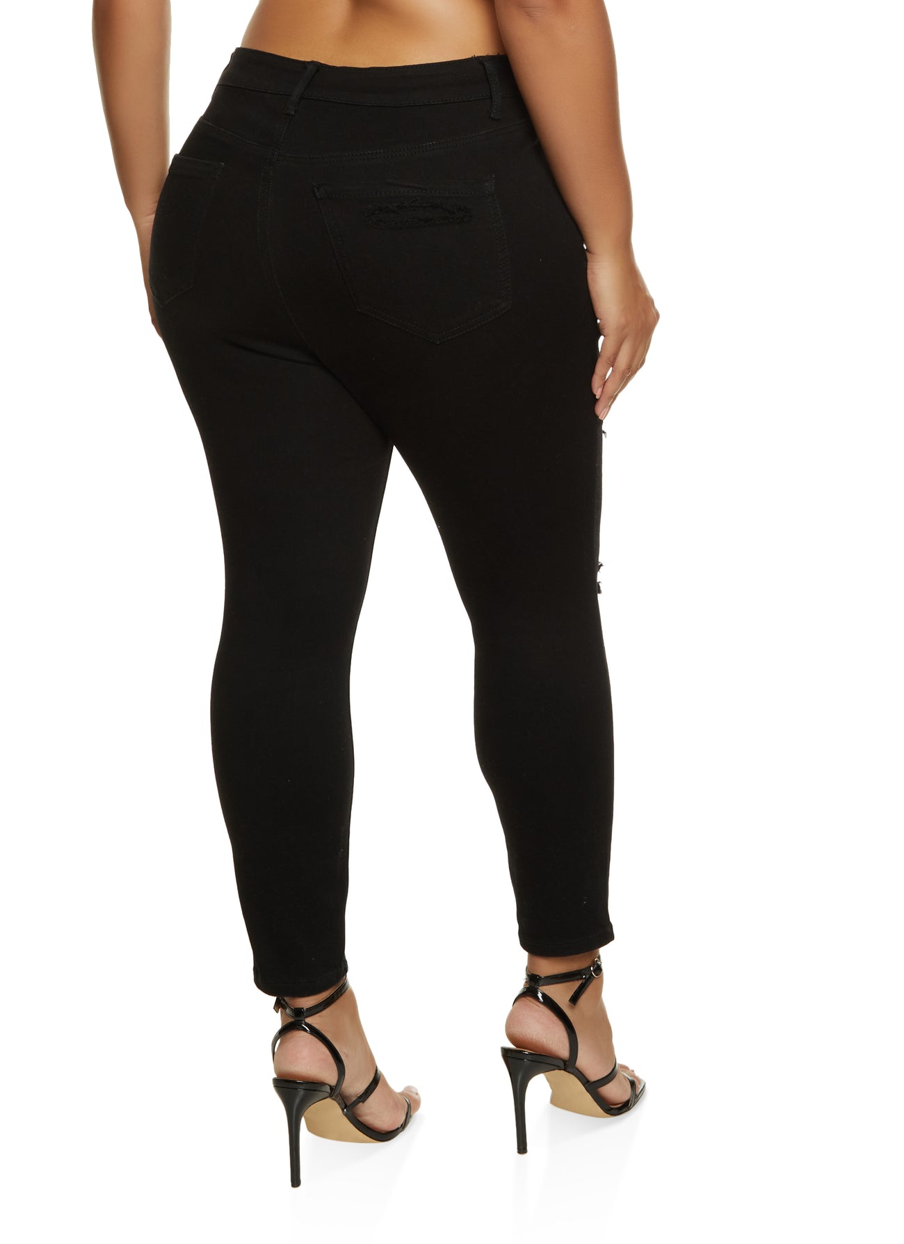 3870071614187001_002