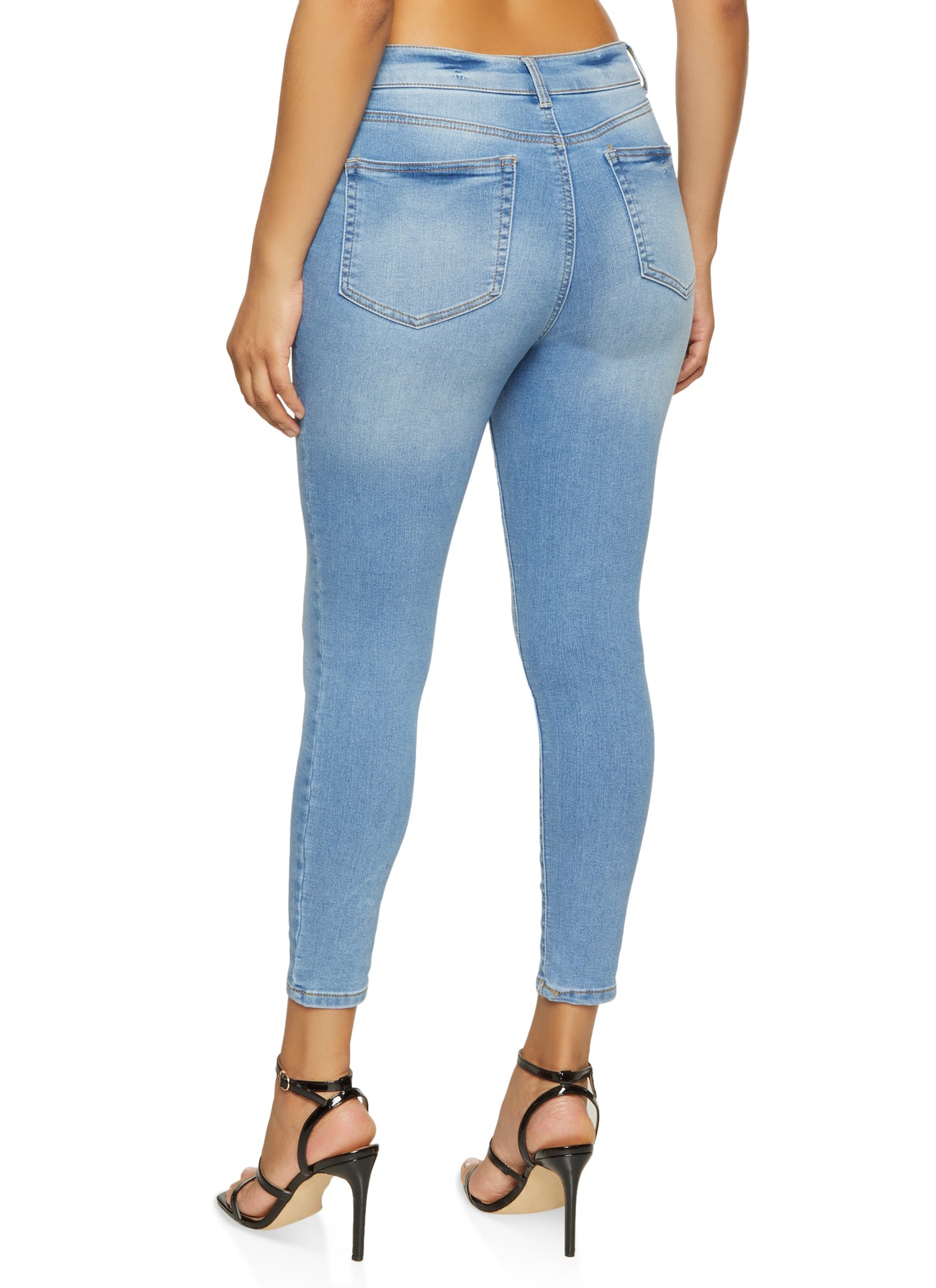 3074071610241402_002